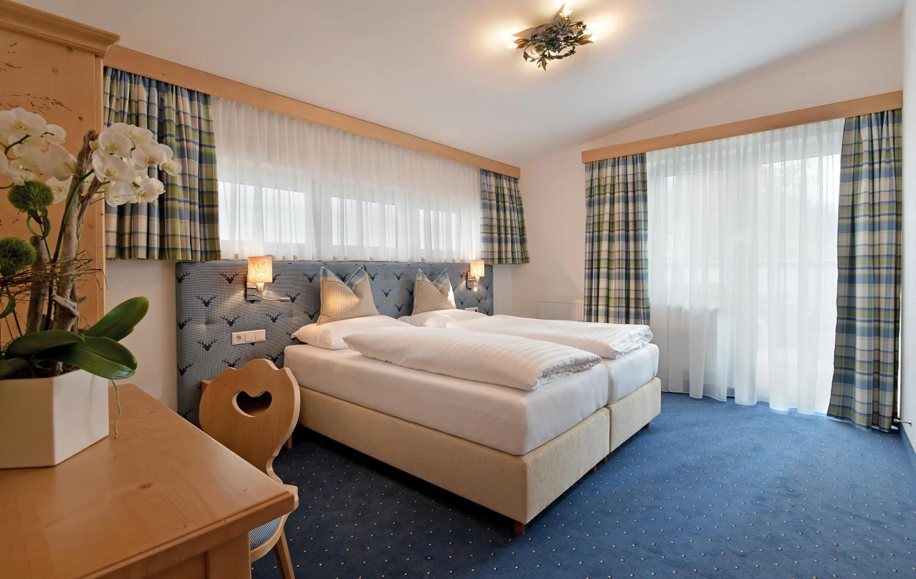 Photo of the whole room, Bed in Hotel Tiroler Stuben