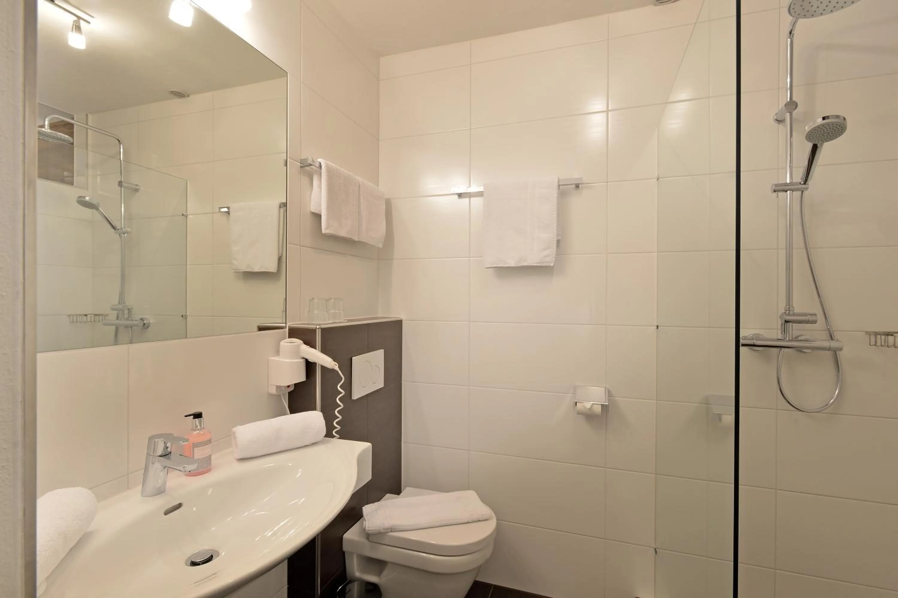 Bathroom in Hotel Tiroler Stuben