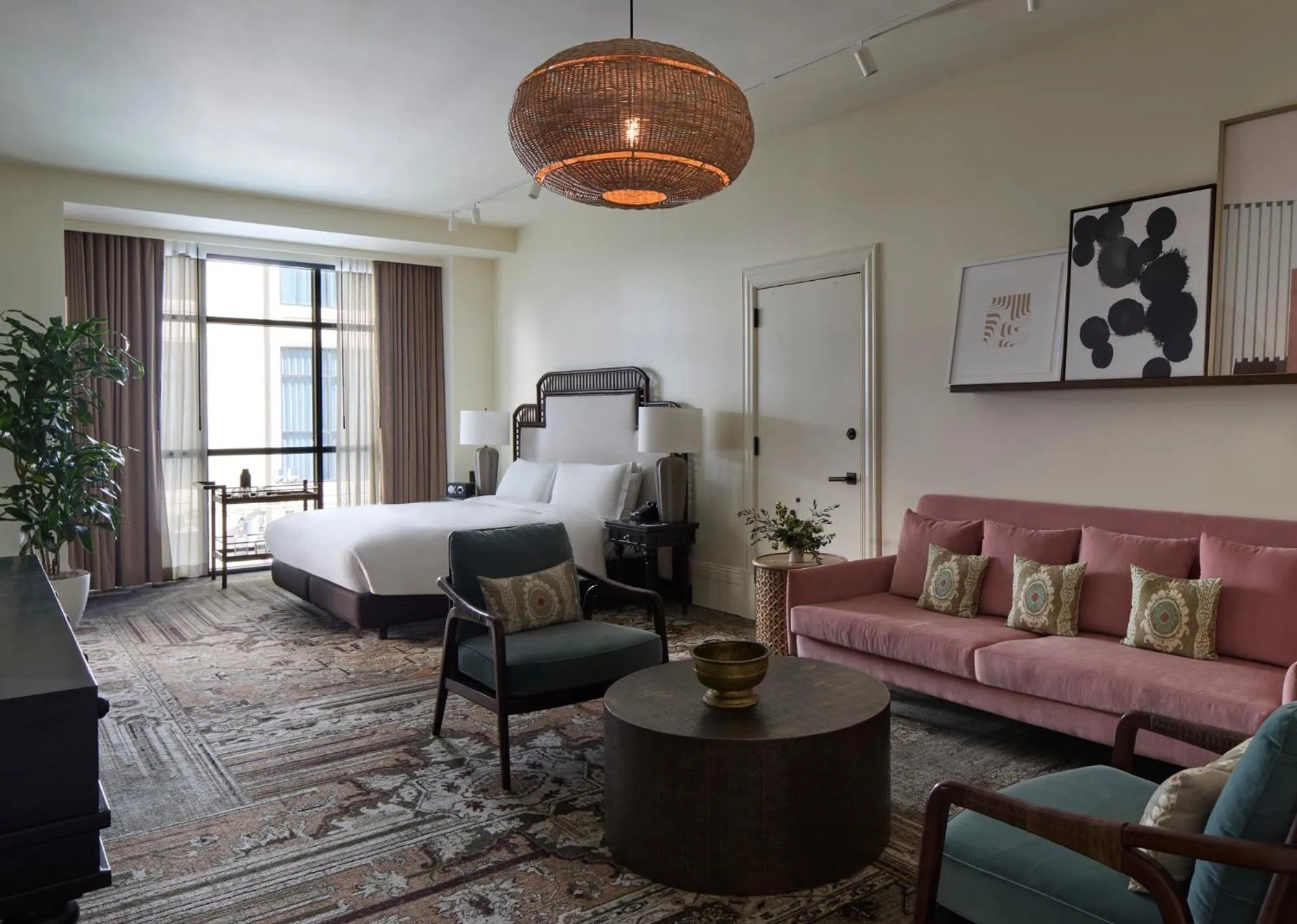 Bedroom, Bed in The Aster