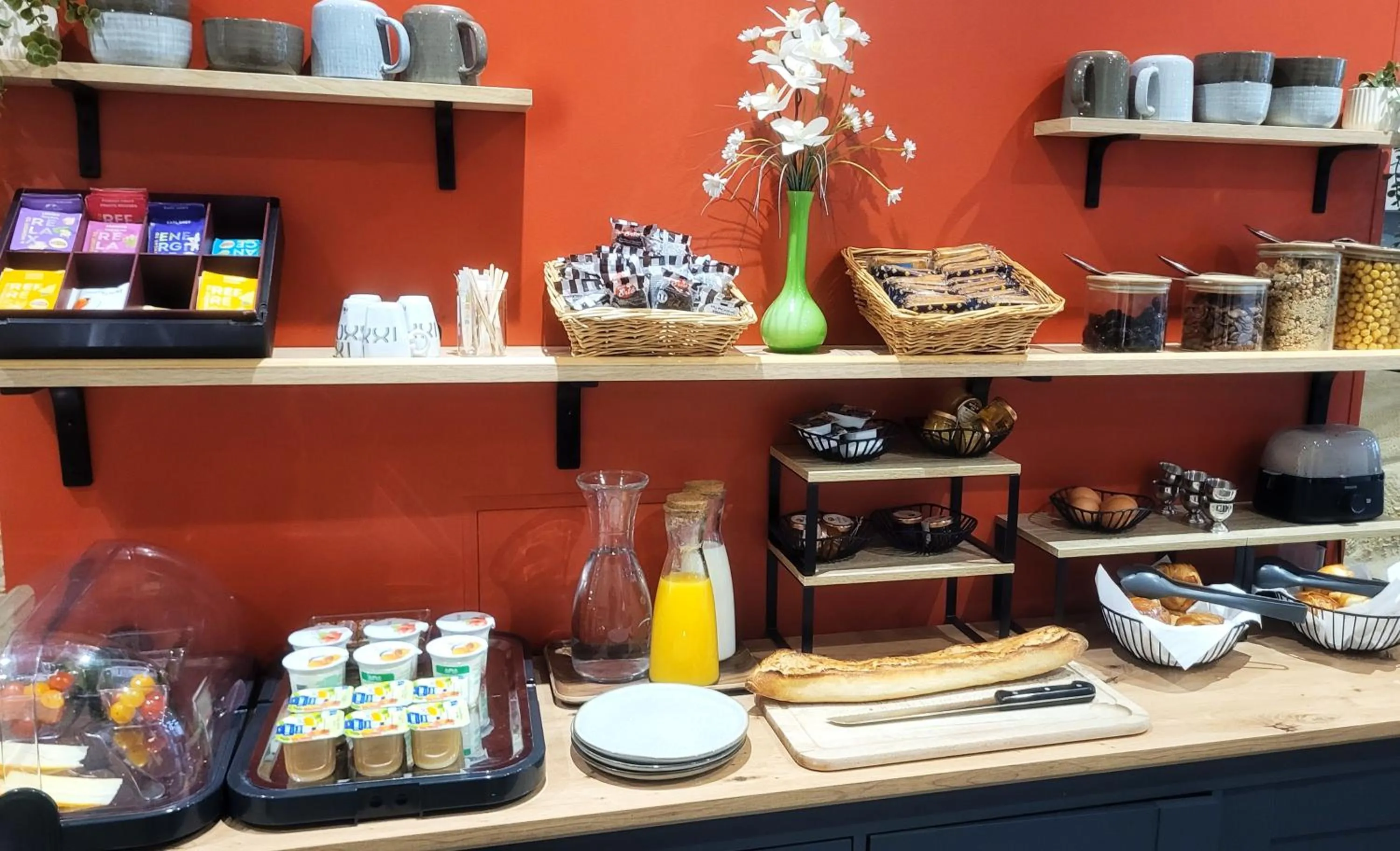 Breakfast in Hotel Bastille Secret