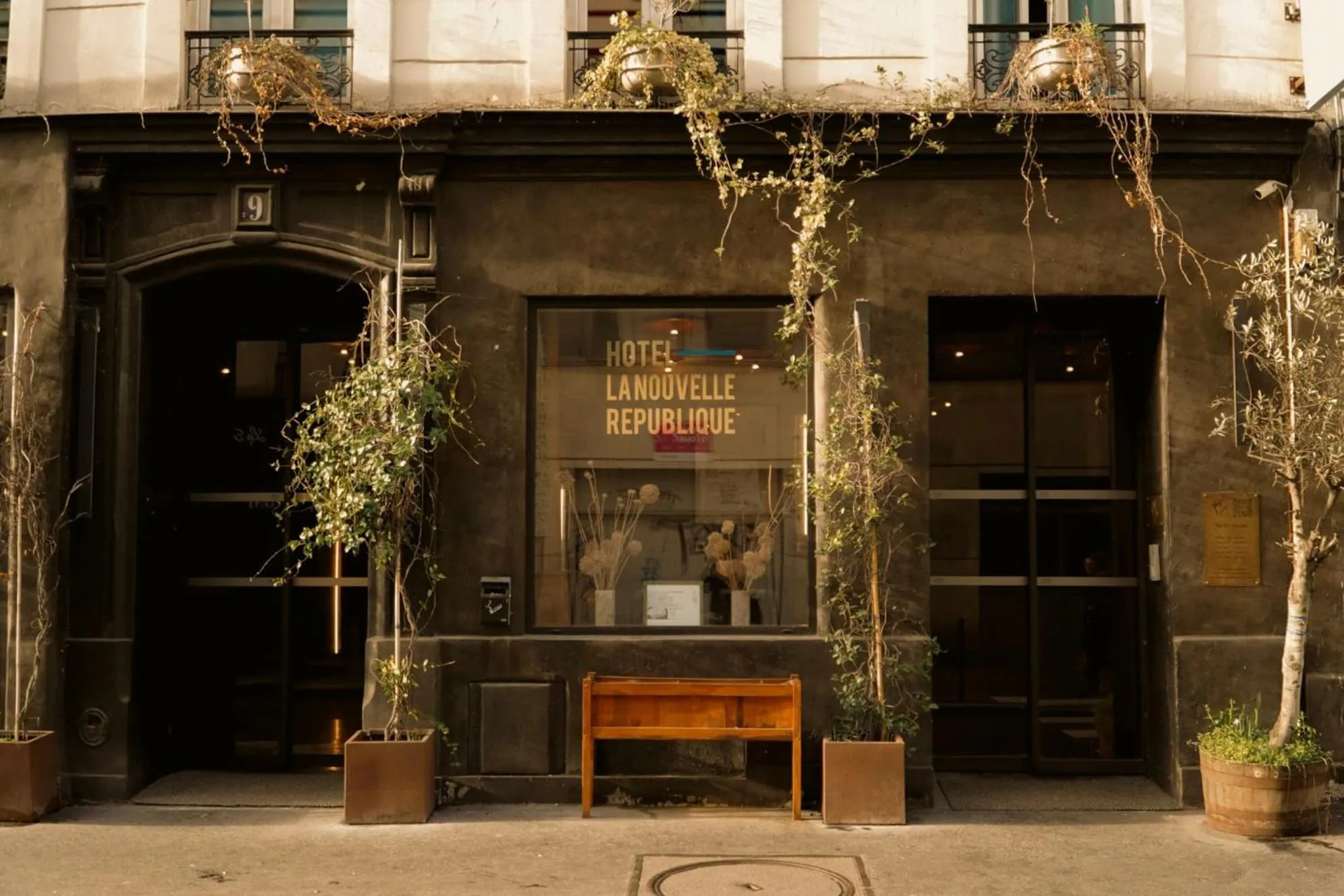 Facade/entrance in Hôtel La Nouvelle République & Hammam