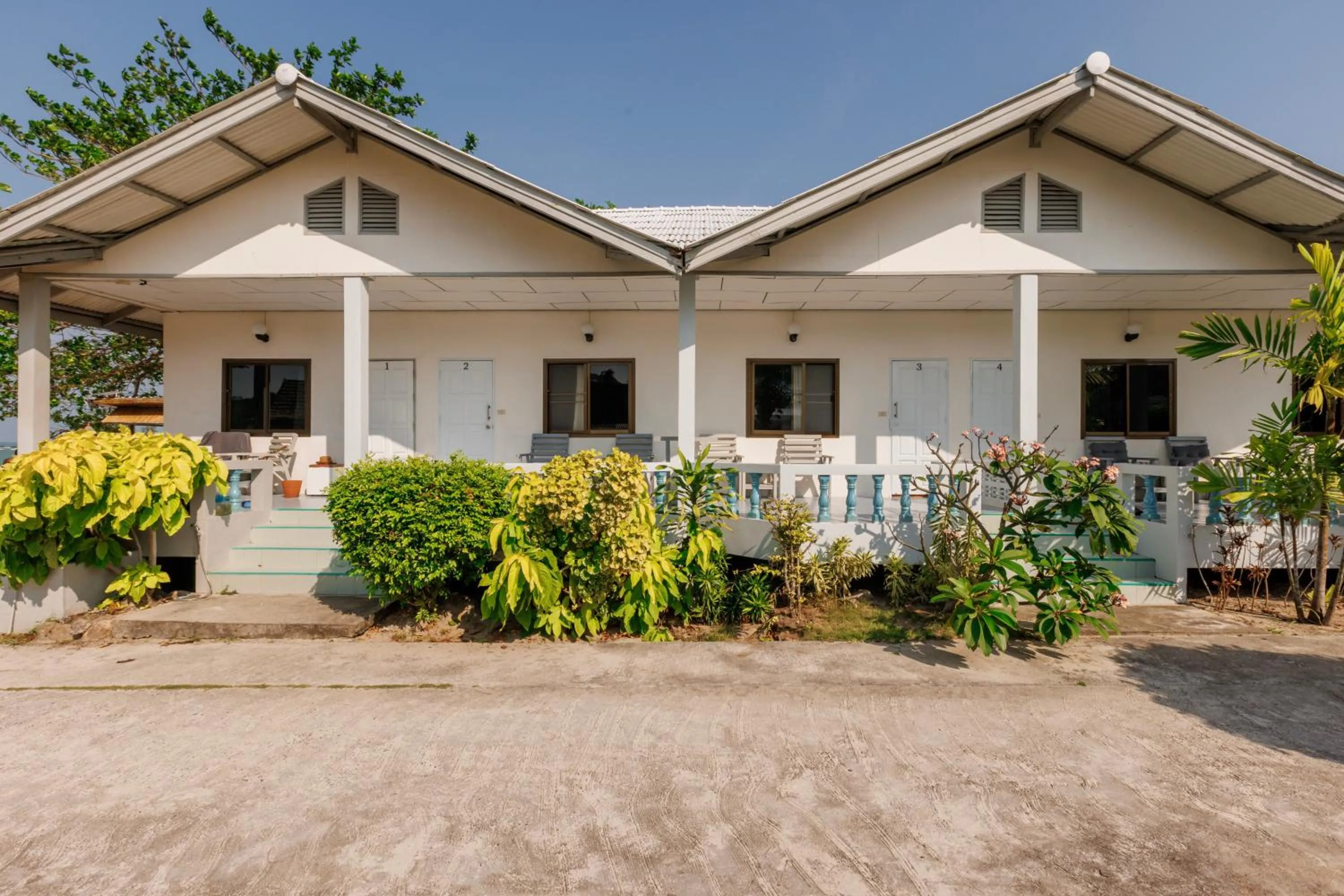 Property building in Bay Beach Resort