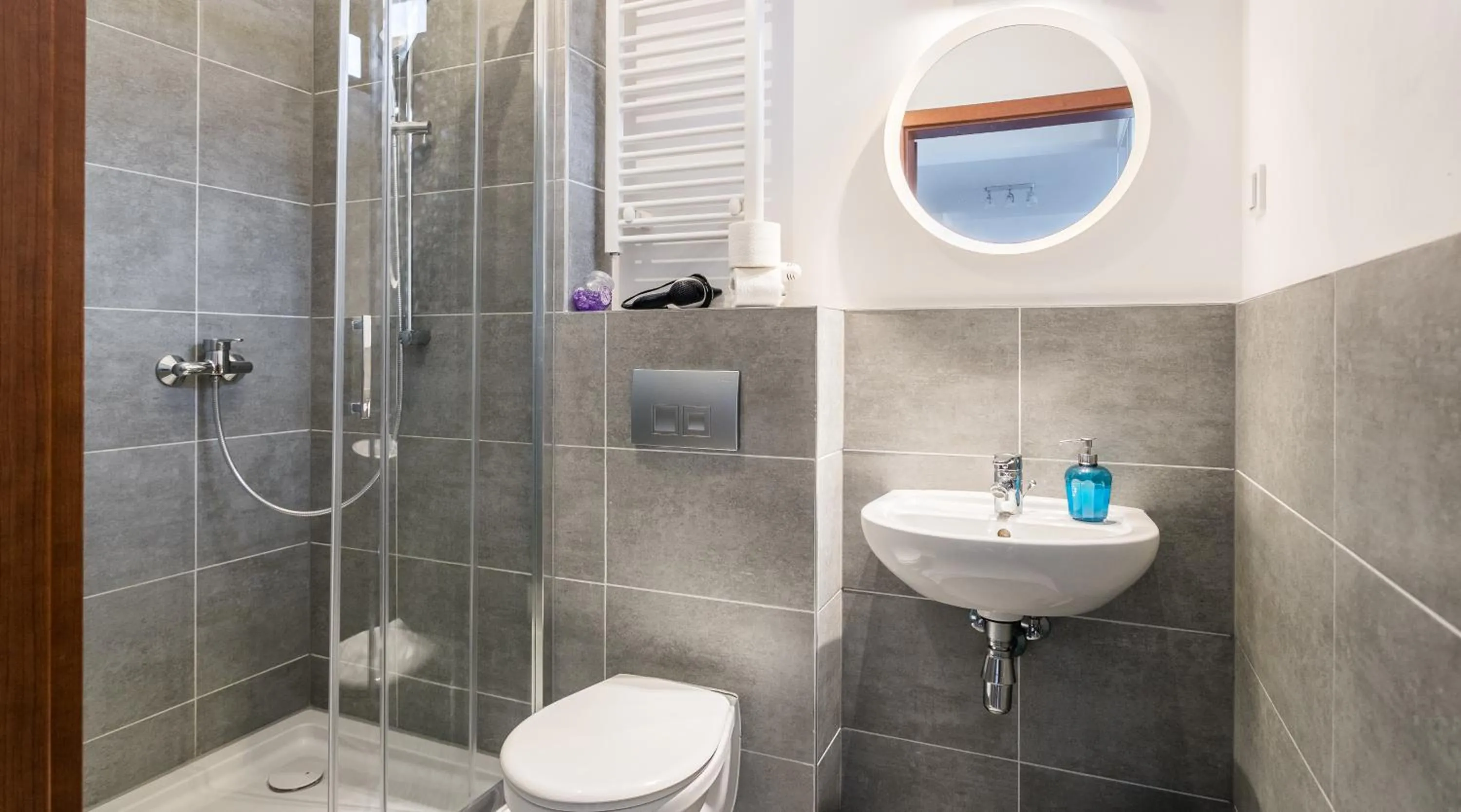 Green Garden Residence