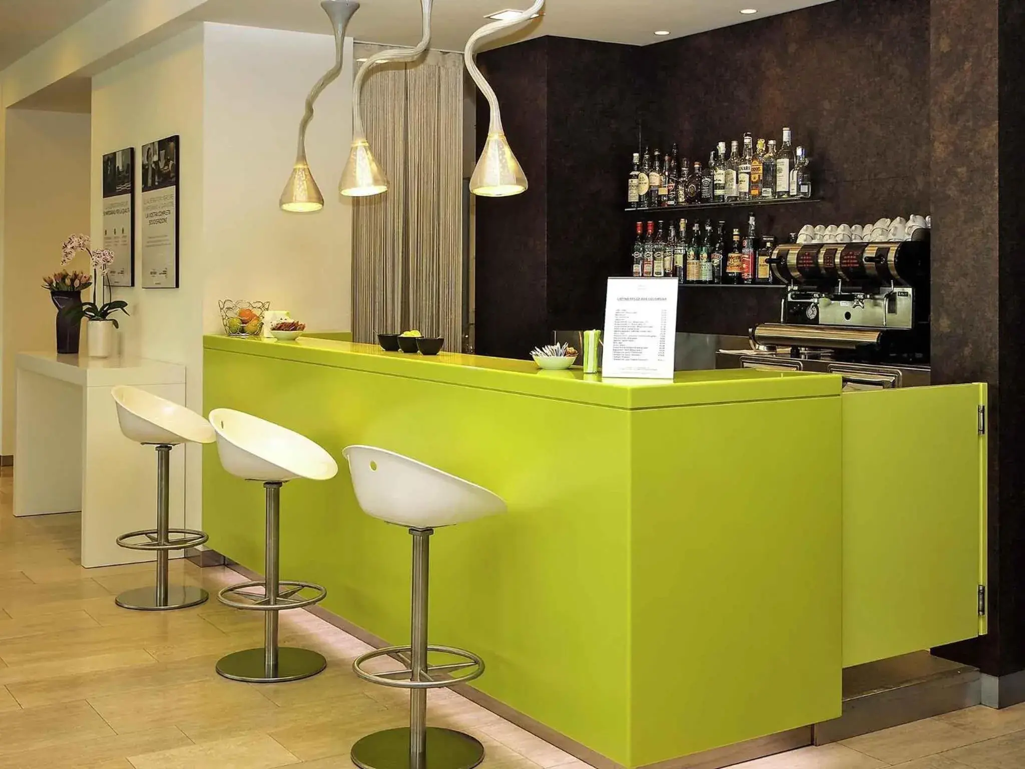 Lounge or bar in Hotel Mercure Venezia-Marghera Lounge or bar in Hotel Mercure Venezia-Marghera