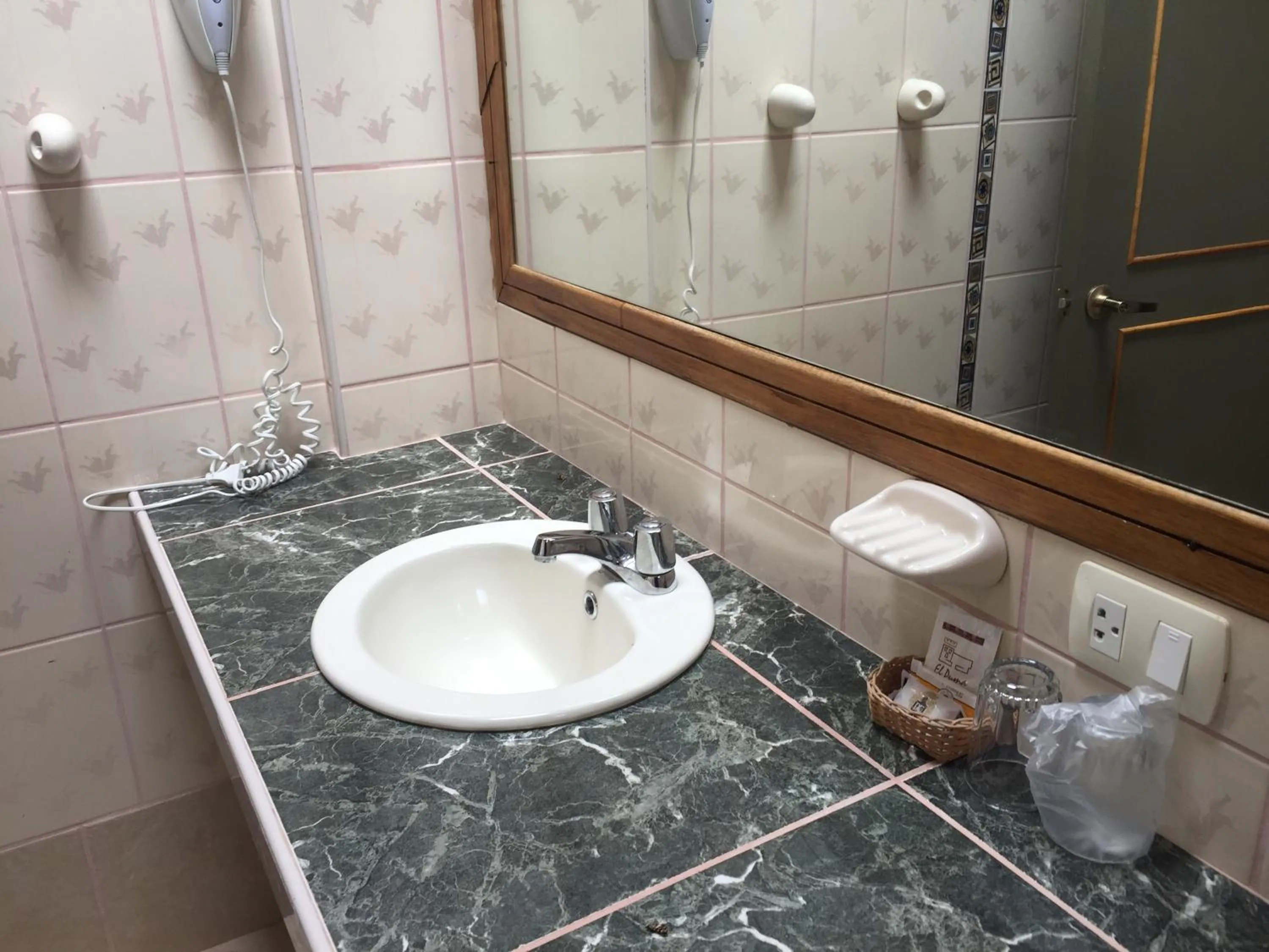 Bathroom in Hotel Pisonay Pueblo