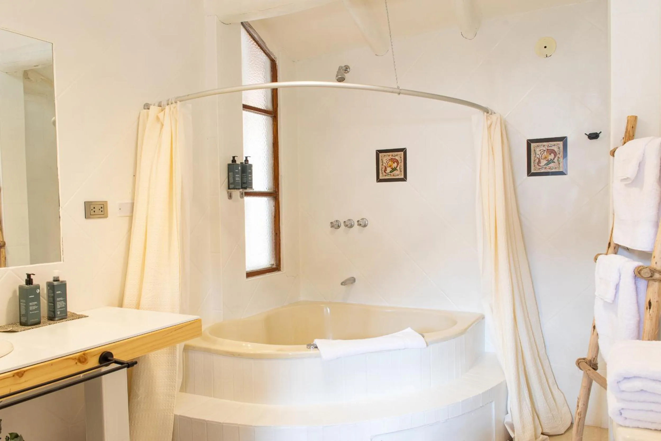 Shower in Tariq Sacred Valley