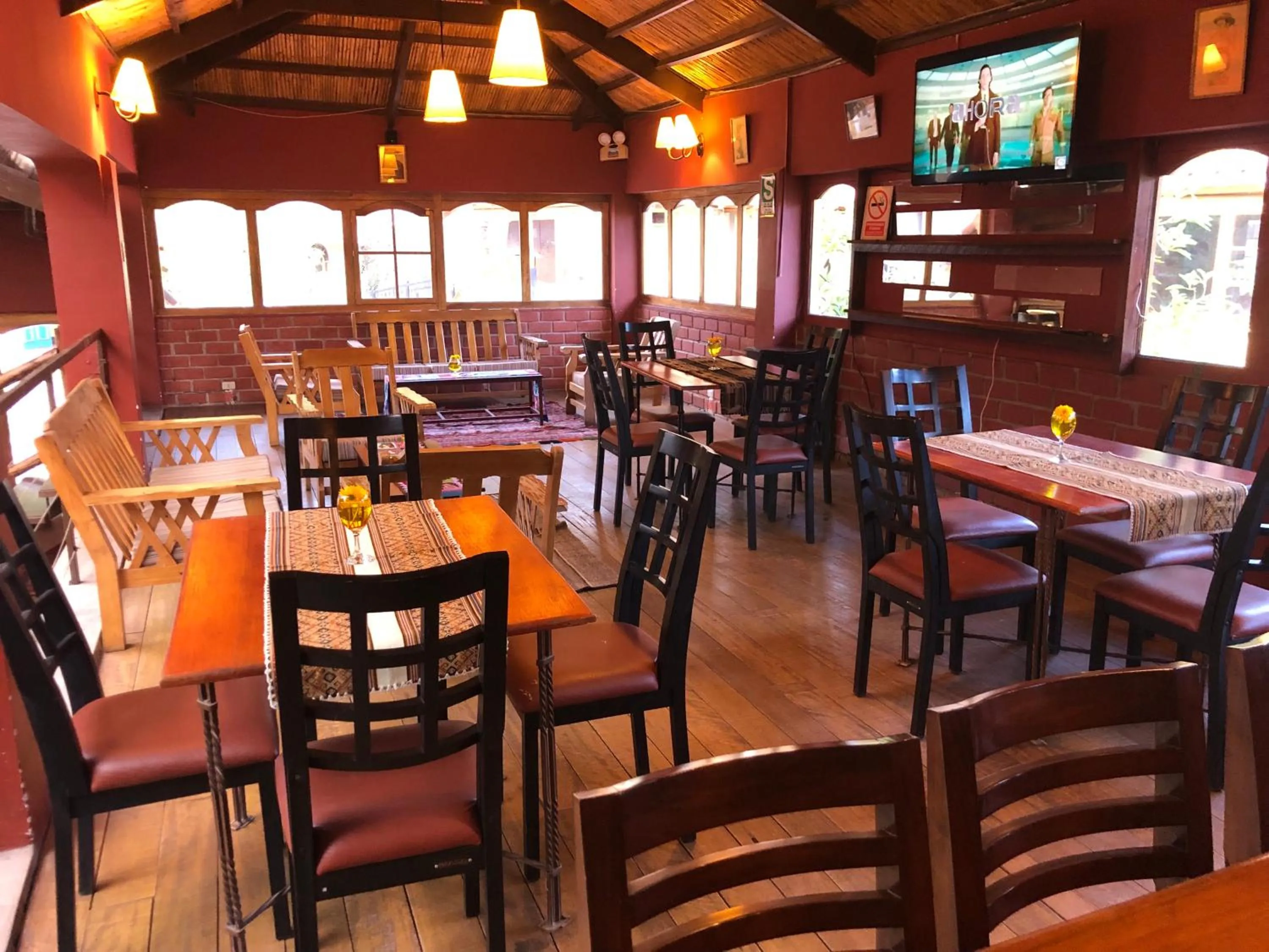 Lounge or bar in Hotel Pisonay Pueblo