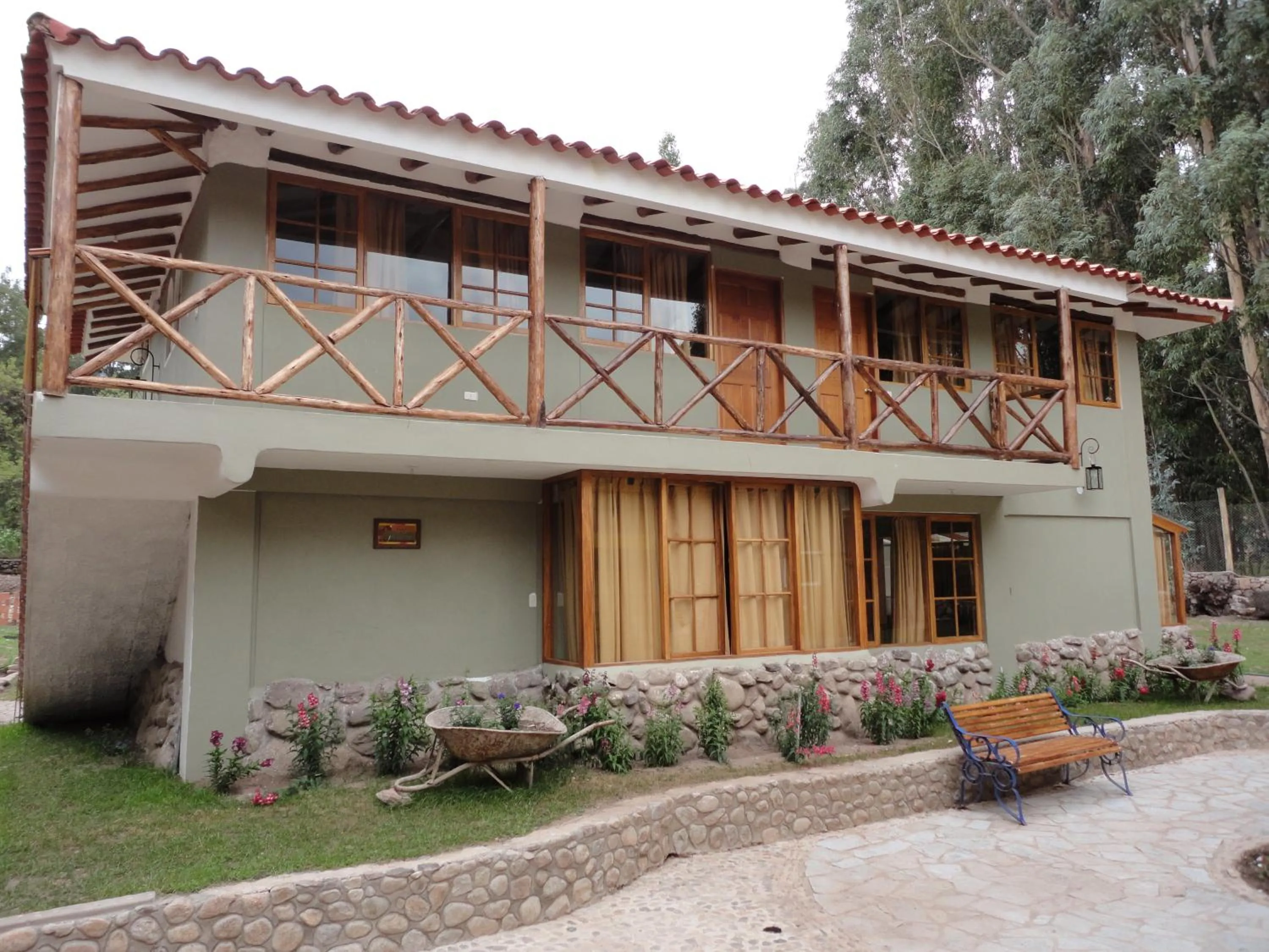 Facade/entrance in Hotel Pisonay Pueblo