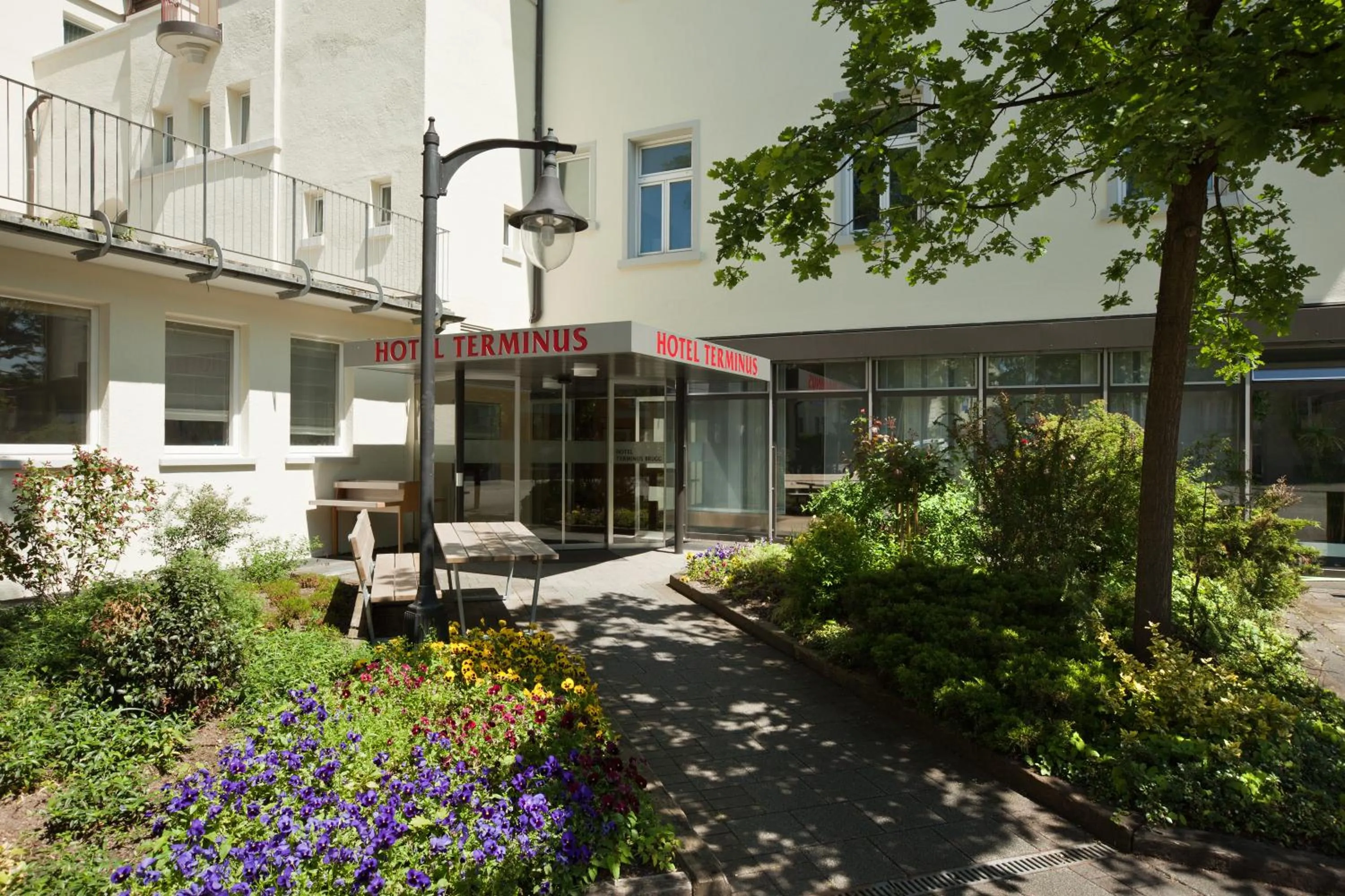 Garden view in Hotel Terminus Brugg