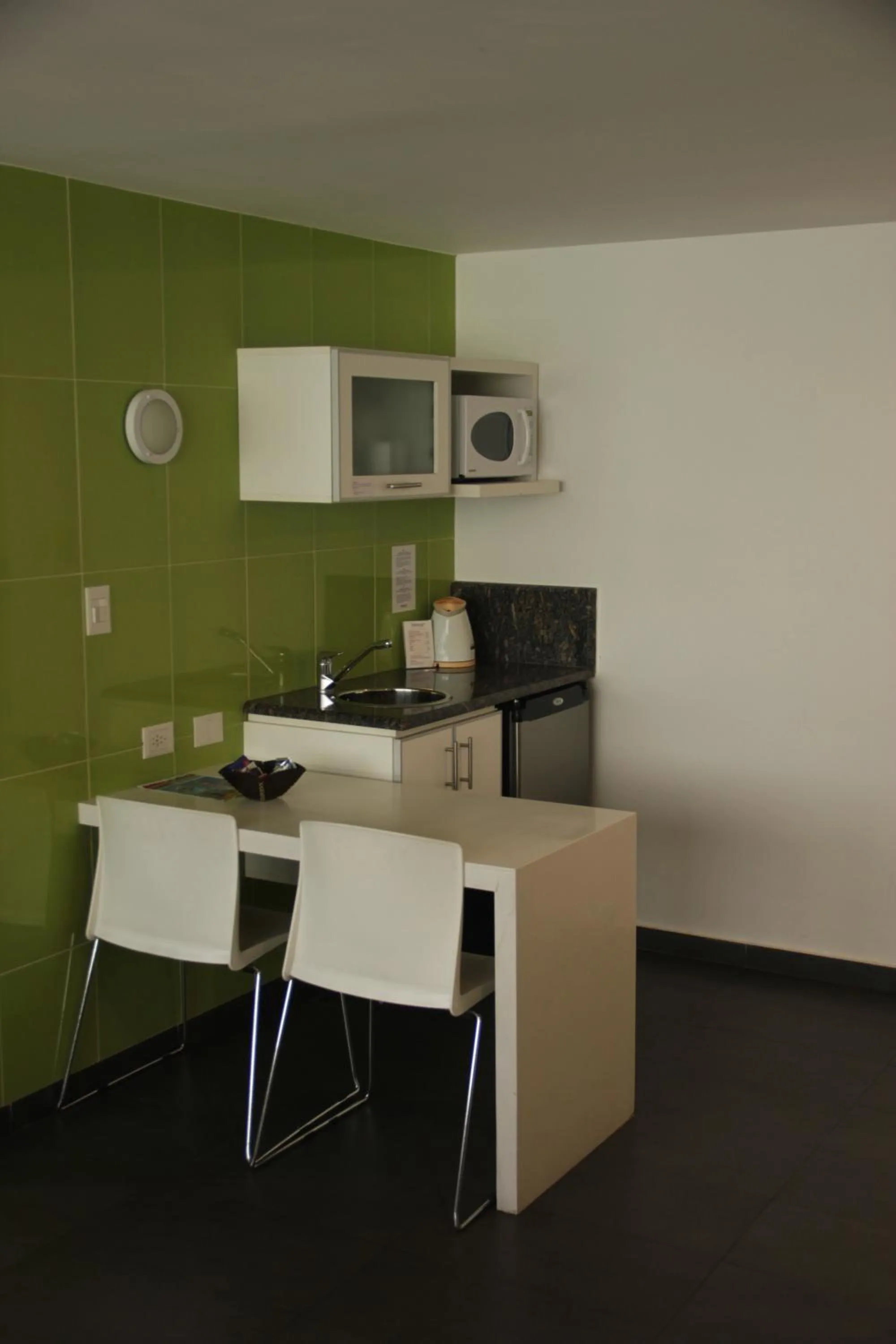 Kitchen or kitchenette in Roberta Rosa De Fontana Suites
