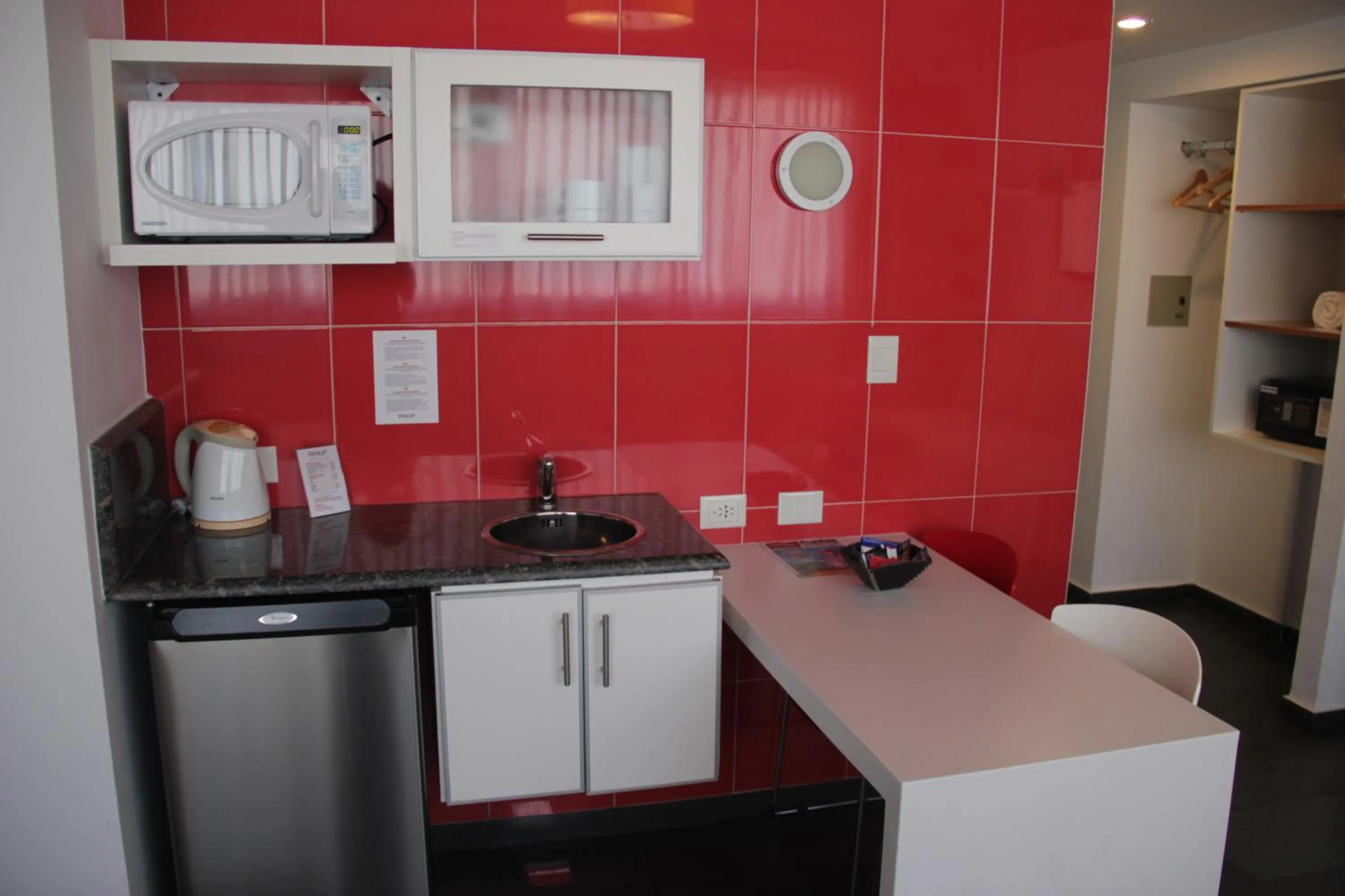 Kitchen or kitchenette in Roberta Rosa De Fontana Suites