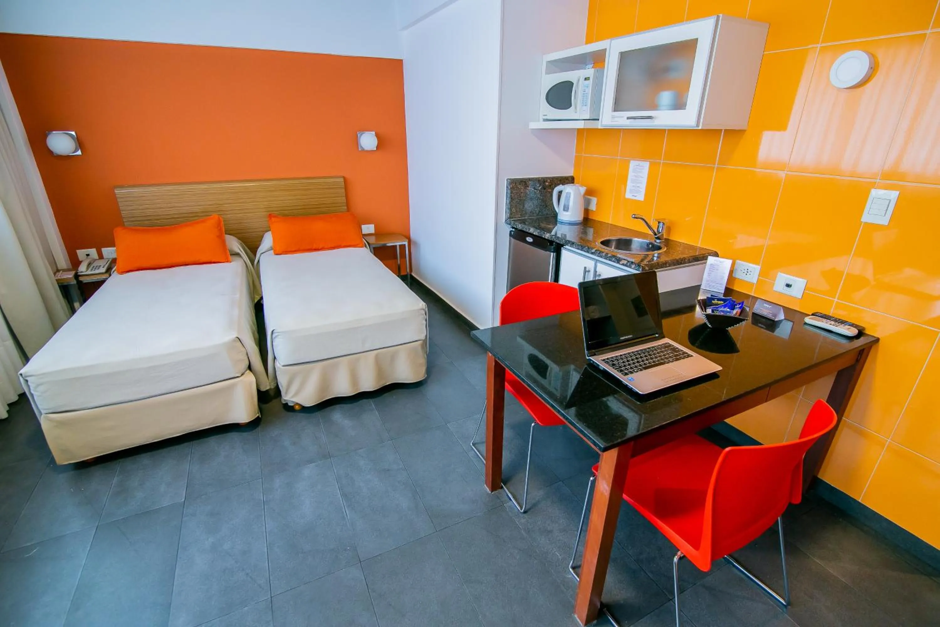 Photo of the whole room, Bed in Roberta Rosa De Fontana Suites