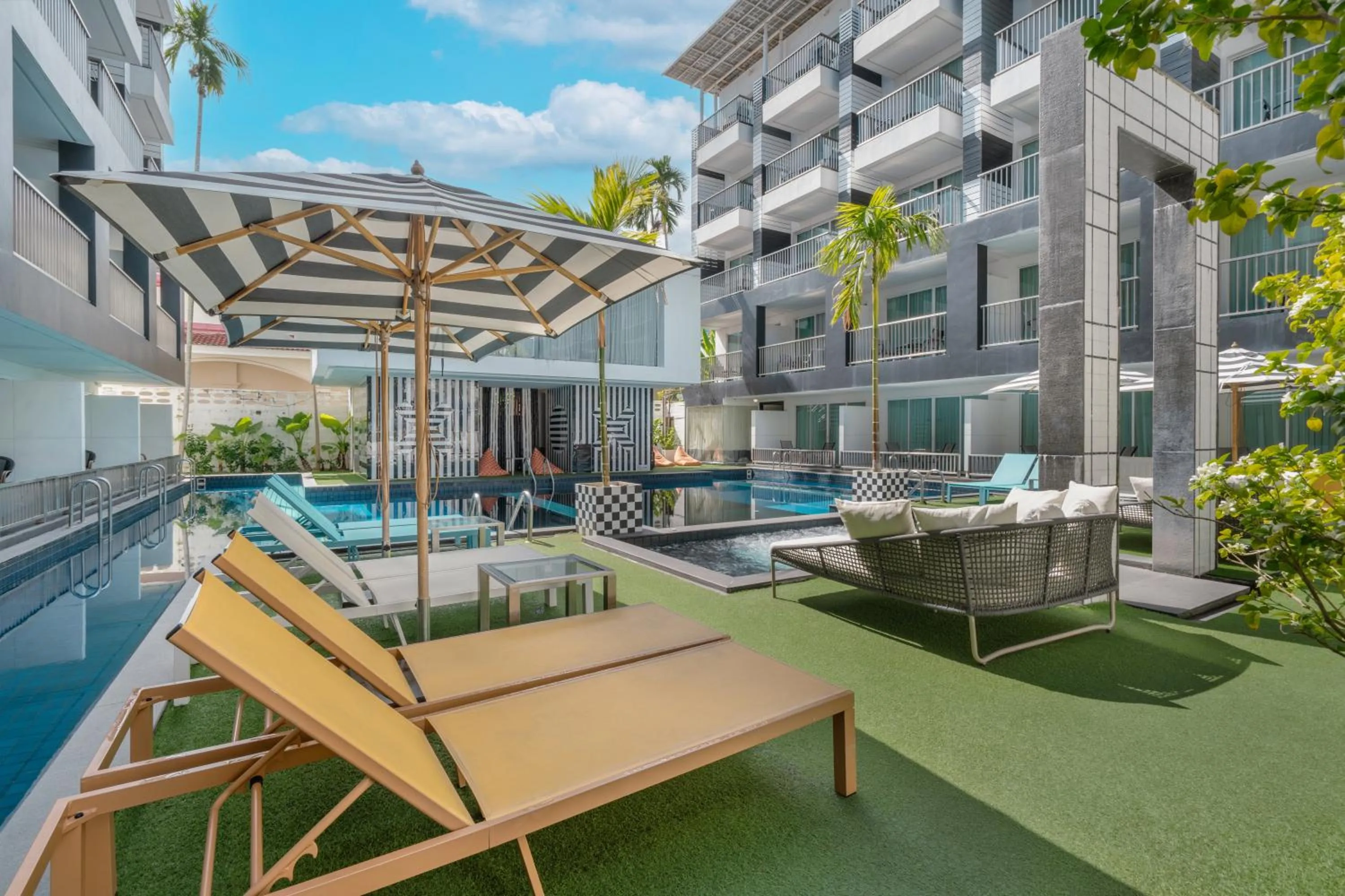 Swimming pool in Sugar Marina Hotel - FASHION - Kata Beach