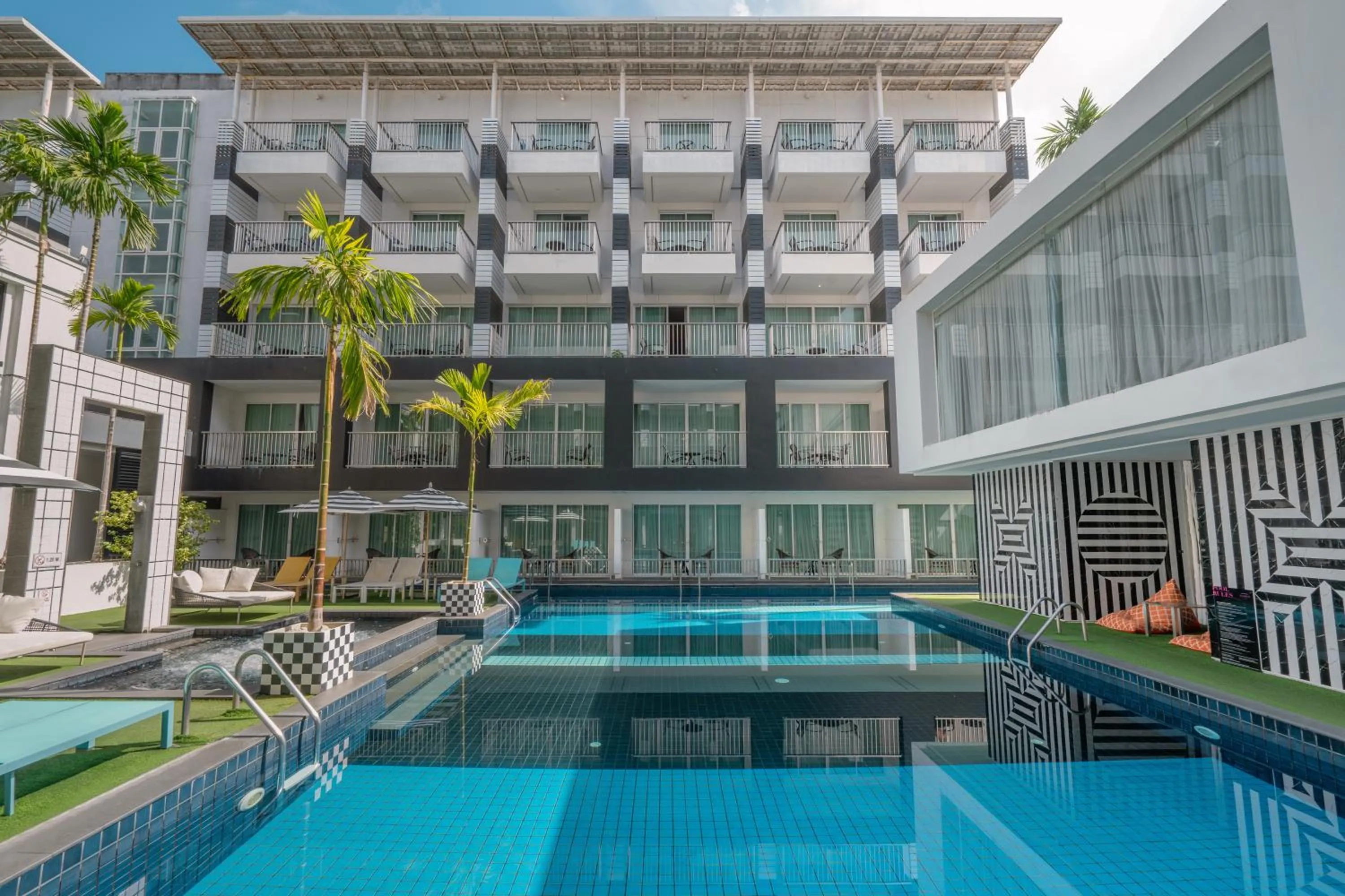 Swimming pool in Sugar Marina Hotel - FASHION - Kata Beach