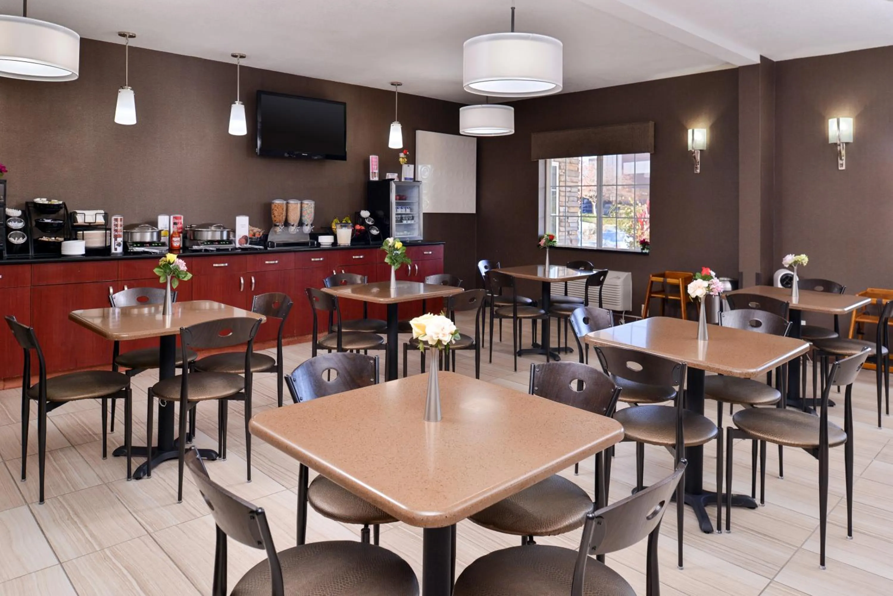 Breakfast in Old Mill Inn