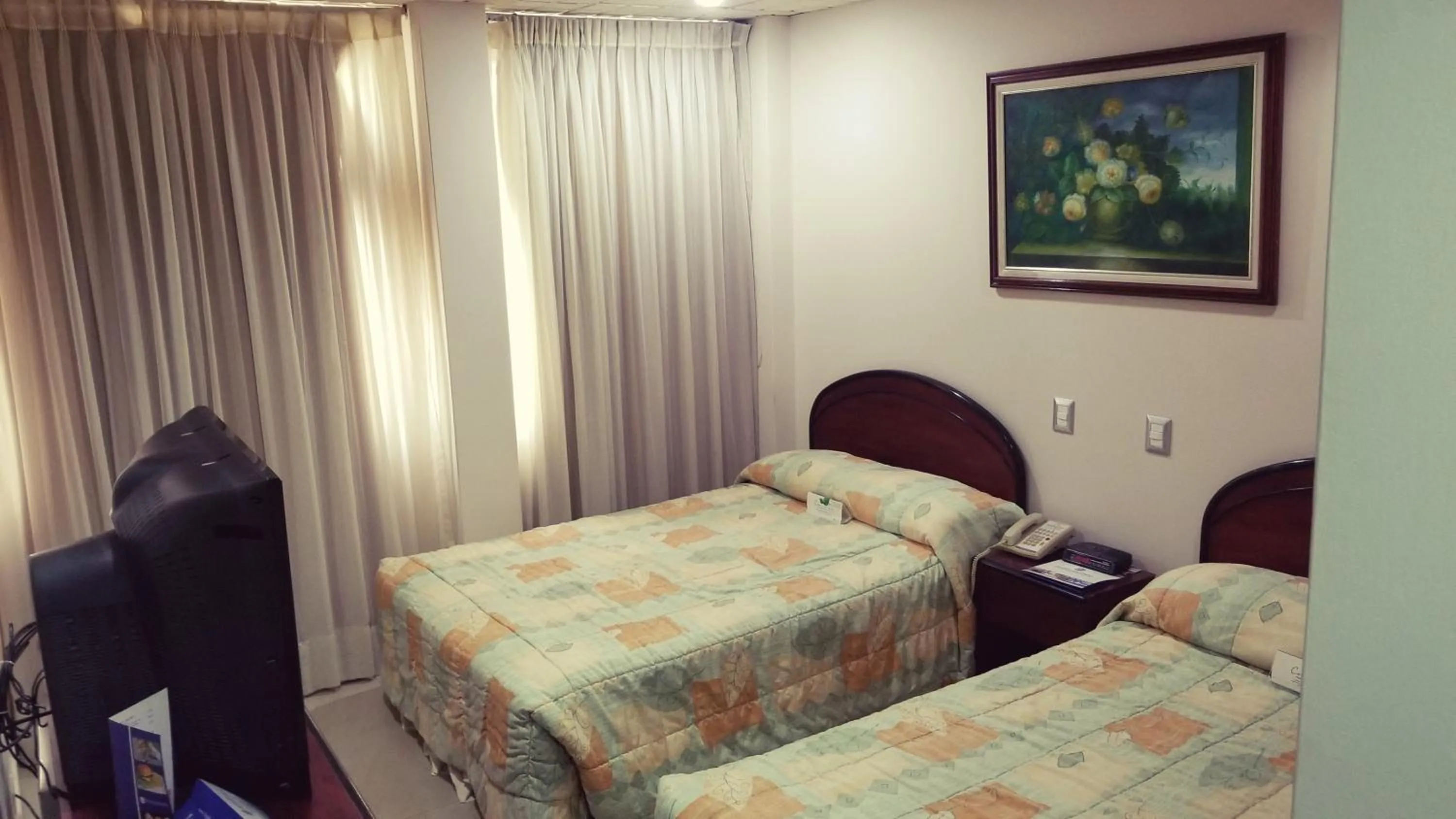 Photo of the whole room, Bed in Hotel Ramada