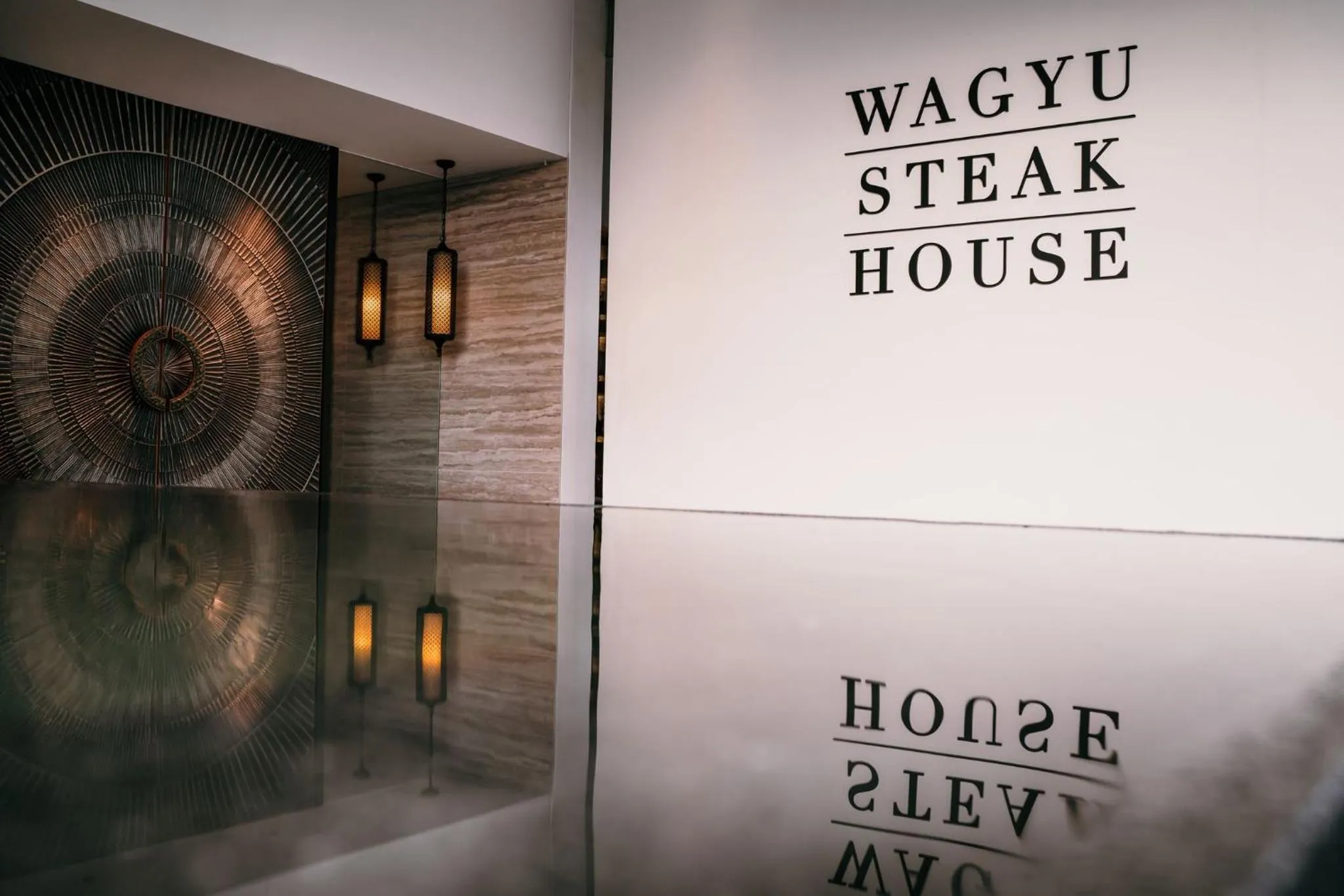 Restaurant/places to eat in Twinpalms Surin Beach Phuket