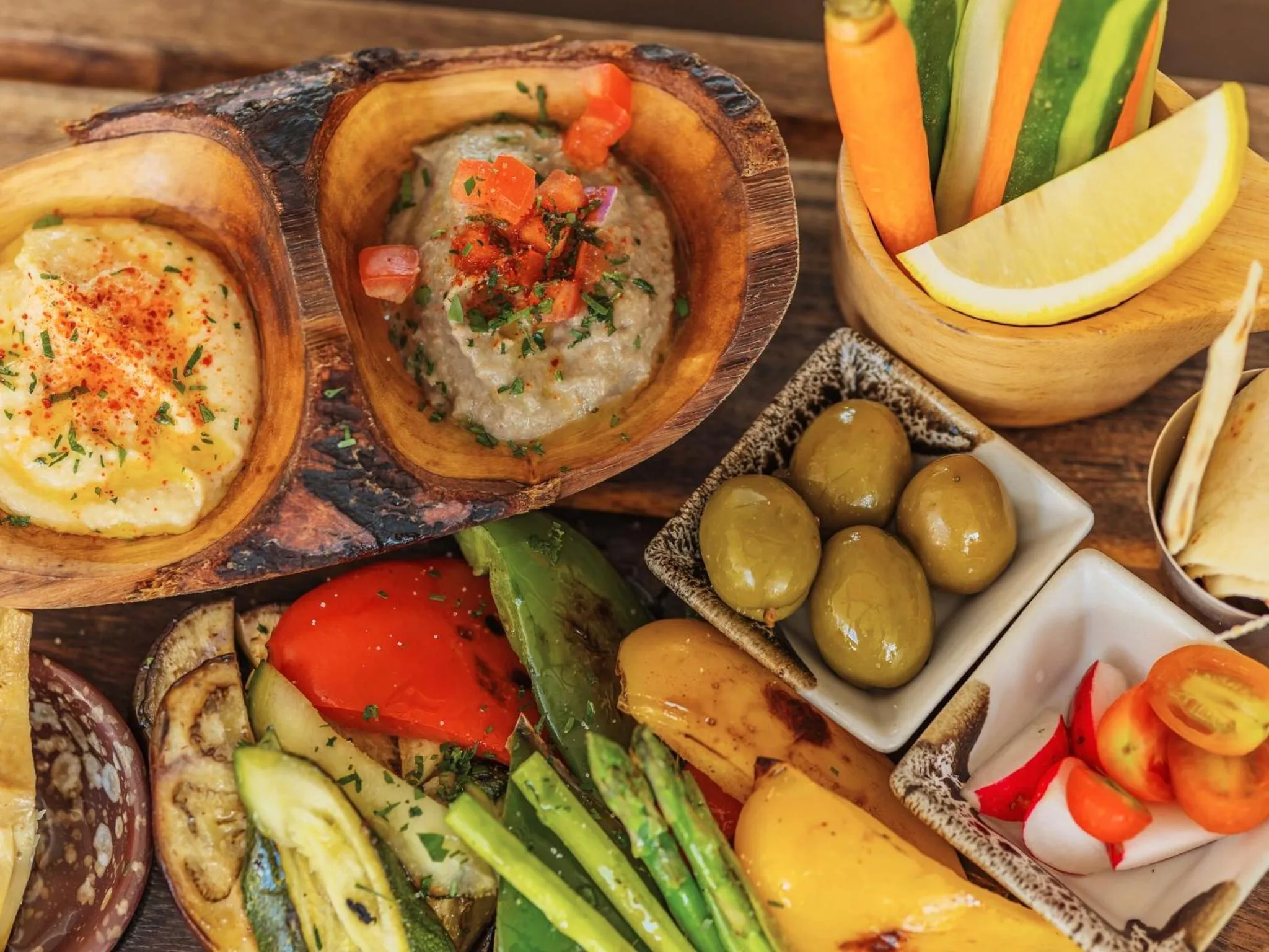 Restaurant/places to eat in Twinpalms Surin Beach Phuket