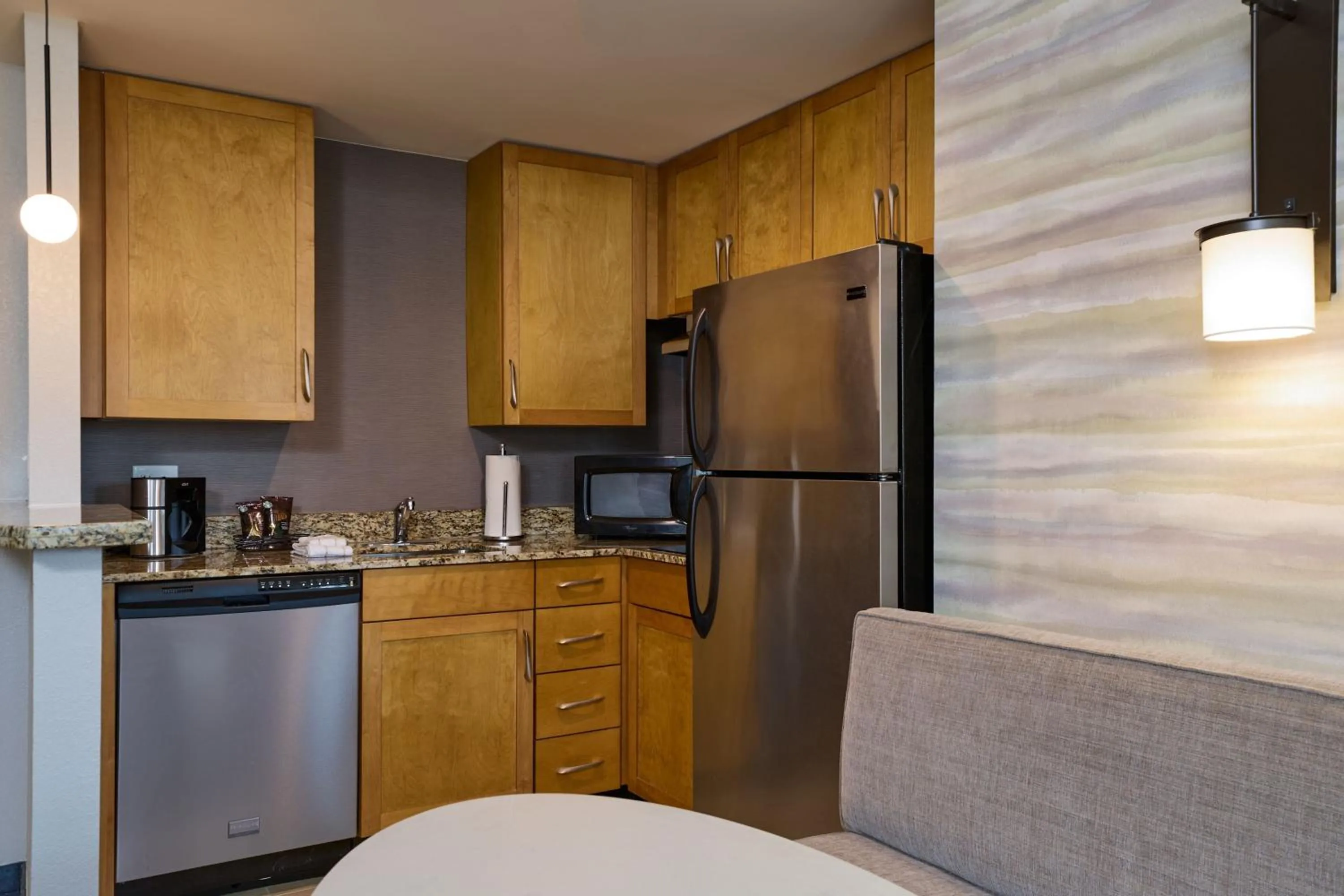 Kitchen or kitchenette in Residence Inn Arlington Capital View