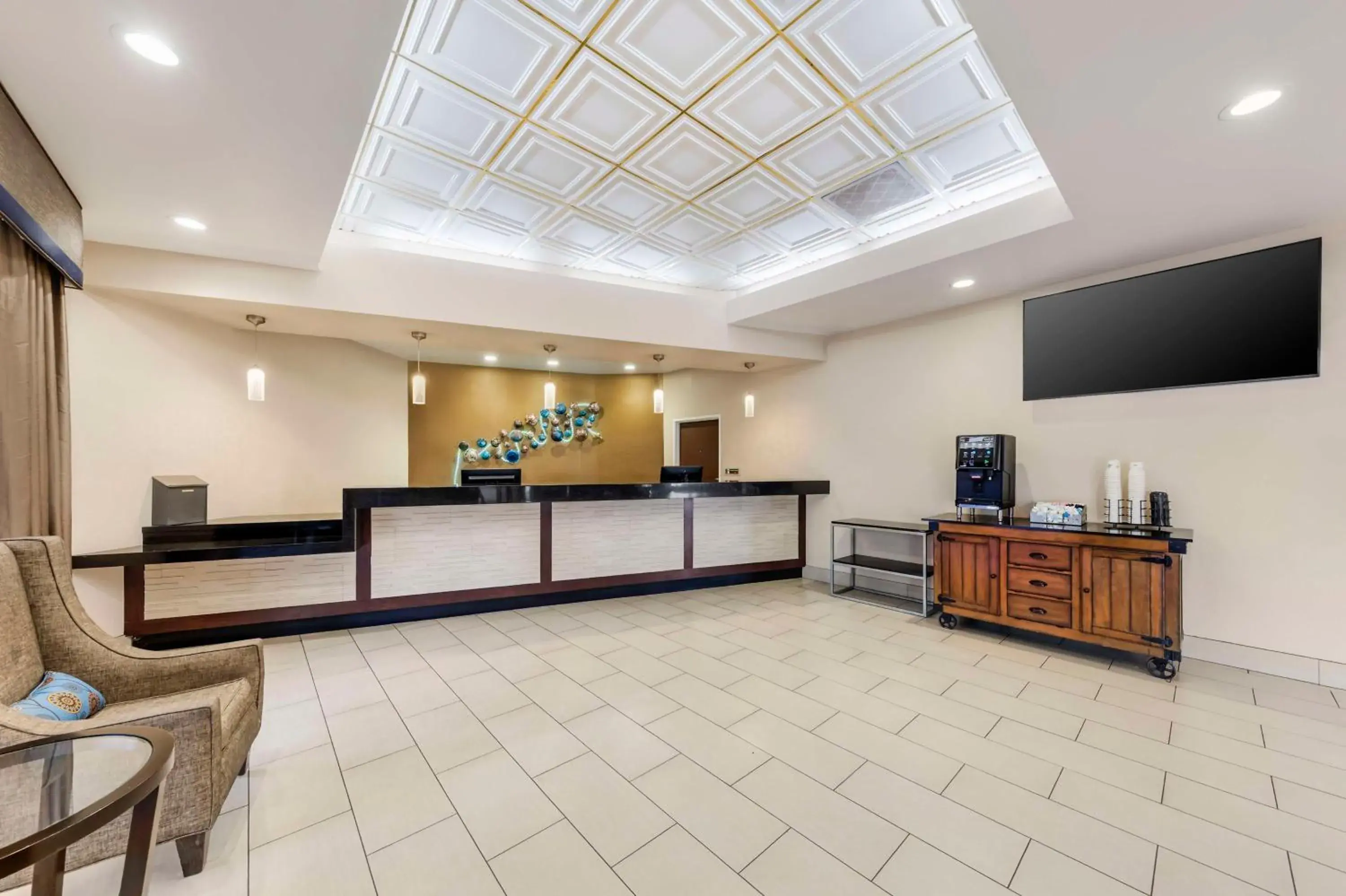 Lobby or reception in Best Western Plus Heritage Inn Ontario Rancho Cucamonga Lobby or reception in Best Western Plus Heritage Inn Ontario Rancho Cucamonga