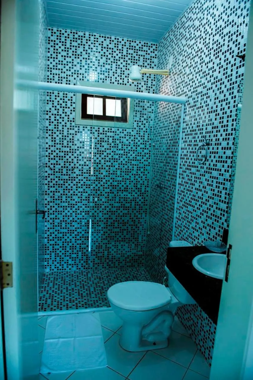 Bathroom in Pousada Maré Mansa