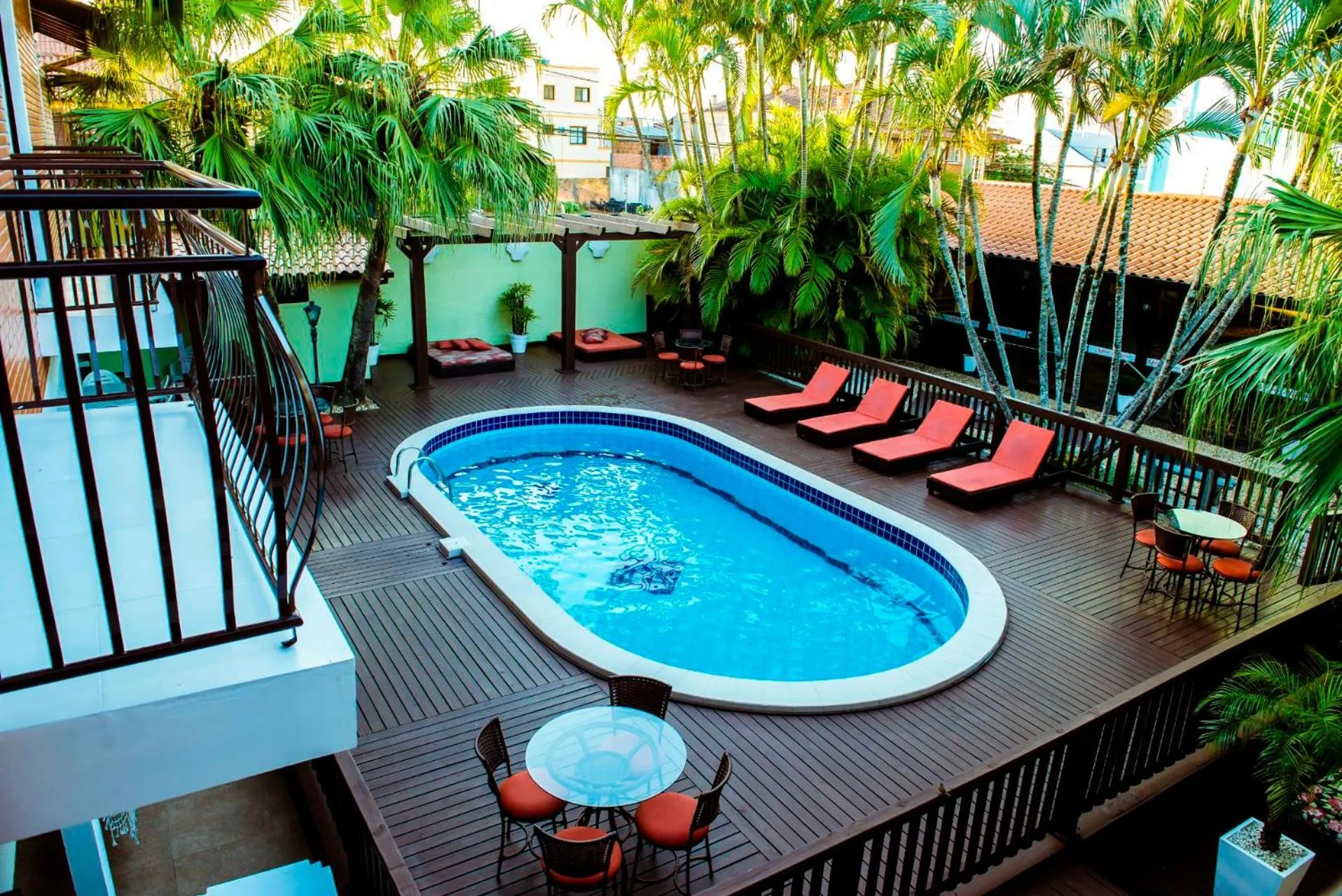 Swimming pool in Pousada Maré Mansa