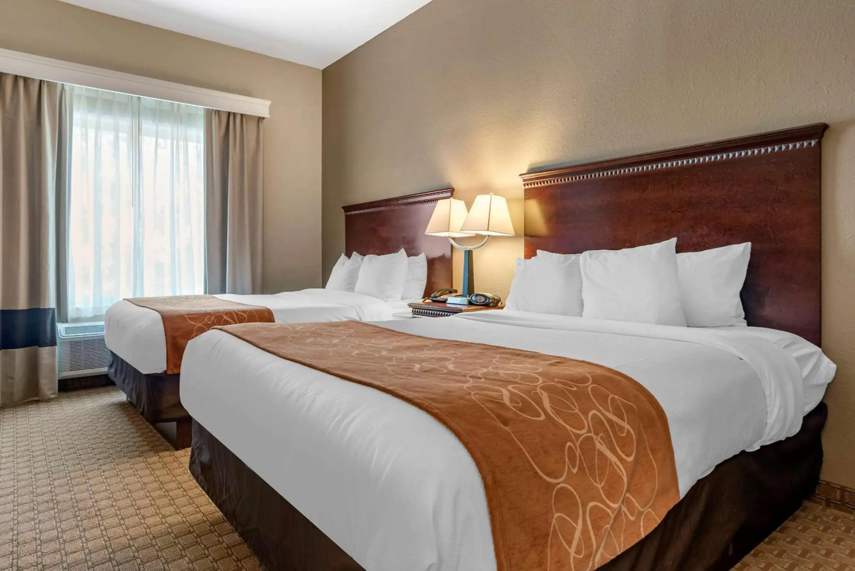 Suite with Two Queen Beds - Accessible/Non-Smoking in Comfort Suites Biloxi/Ocean Springs Suite with Two Queen Beds - Accessible/Non-Smoking in Comfort Suites Biloxi/Ocean Springs
