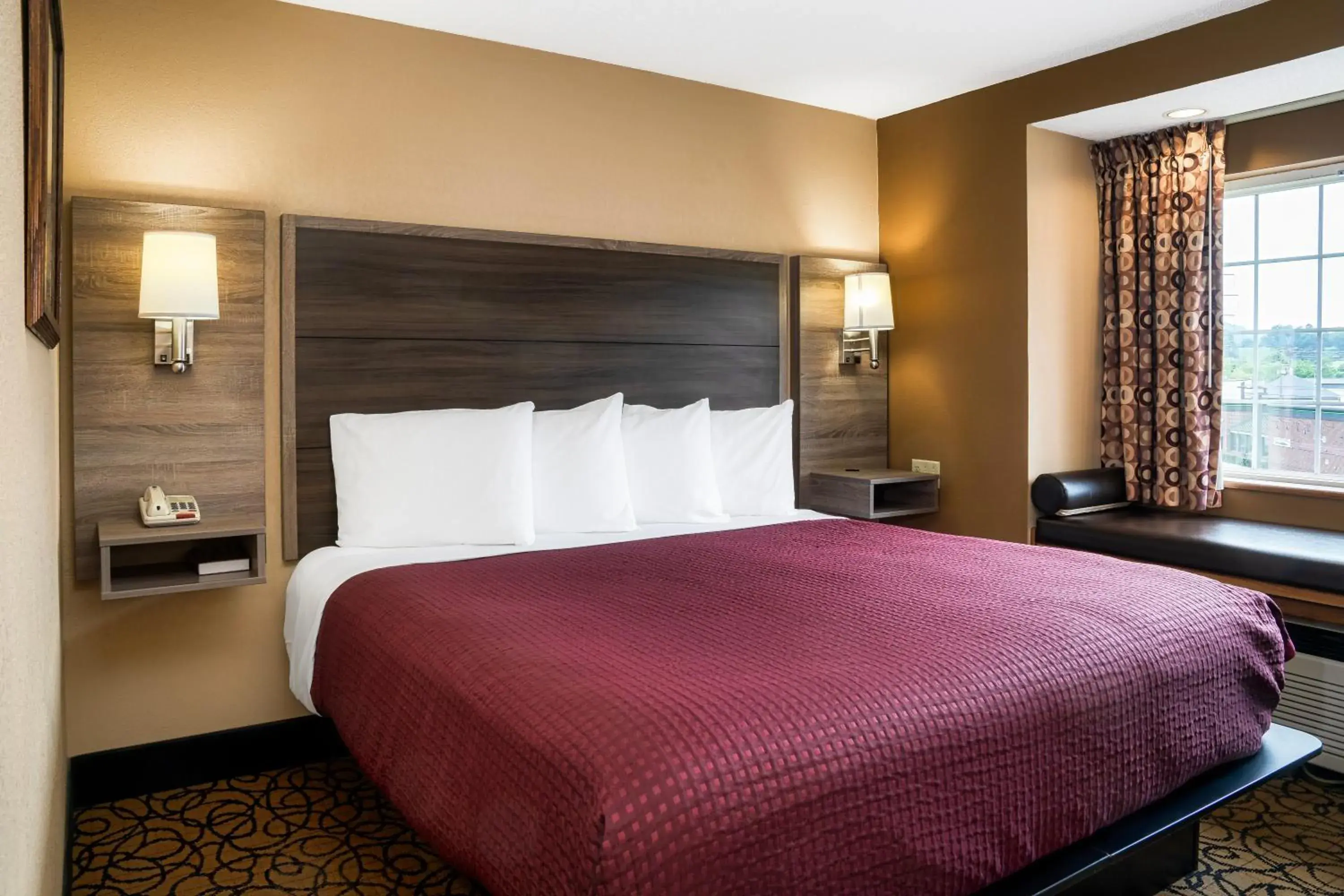 Bed in Guest Inn Pigeon Forge Bed in Guest Inn Pigeon Forge