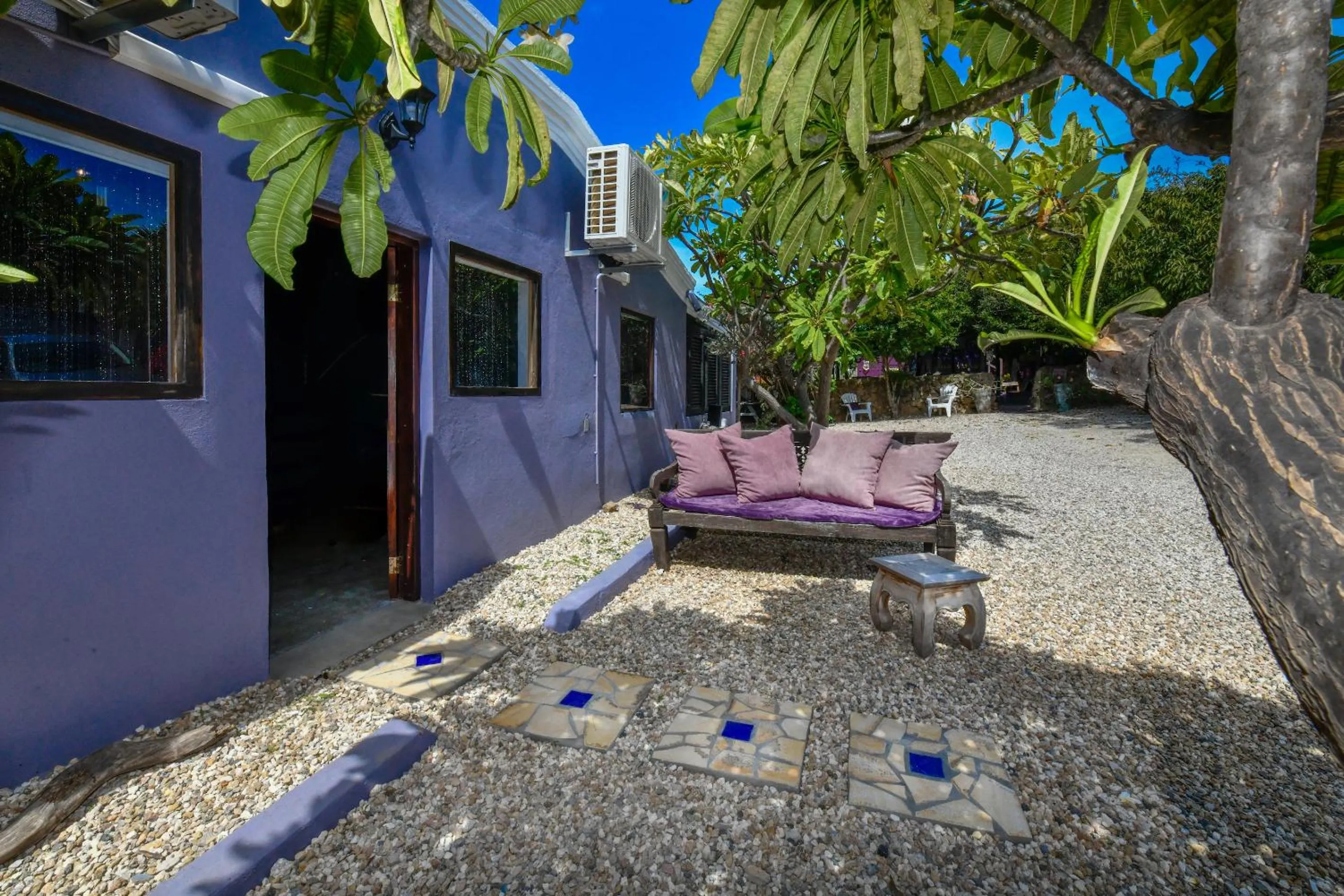 Garden view in Mammaloe