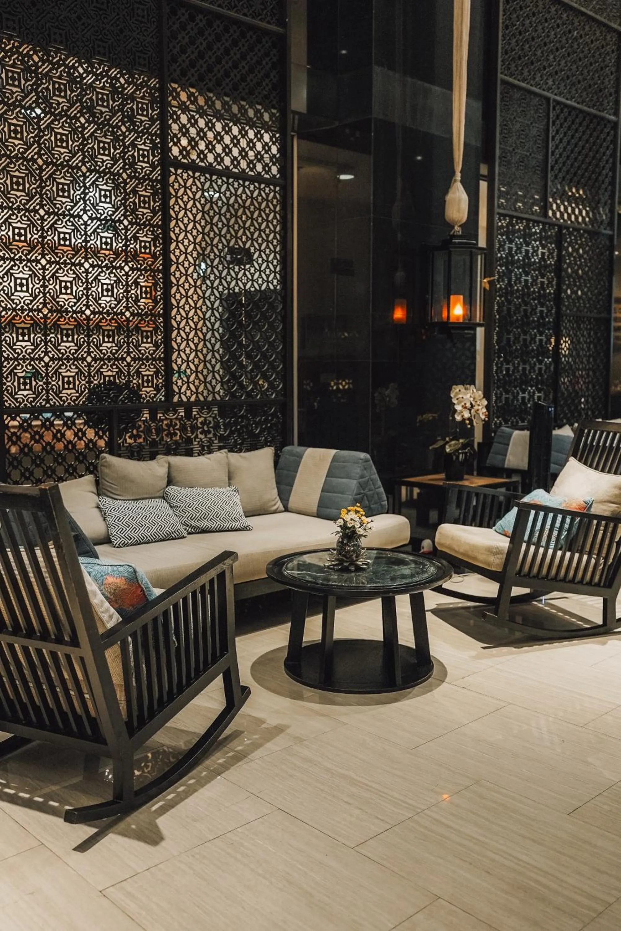 Lobby or reception in The Royal Paradise Hotel & Spa - SHA Extra Plus