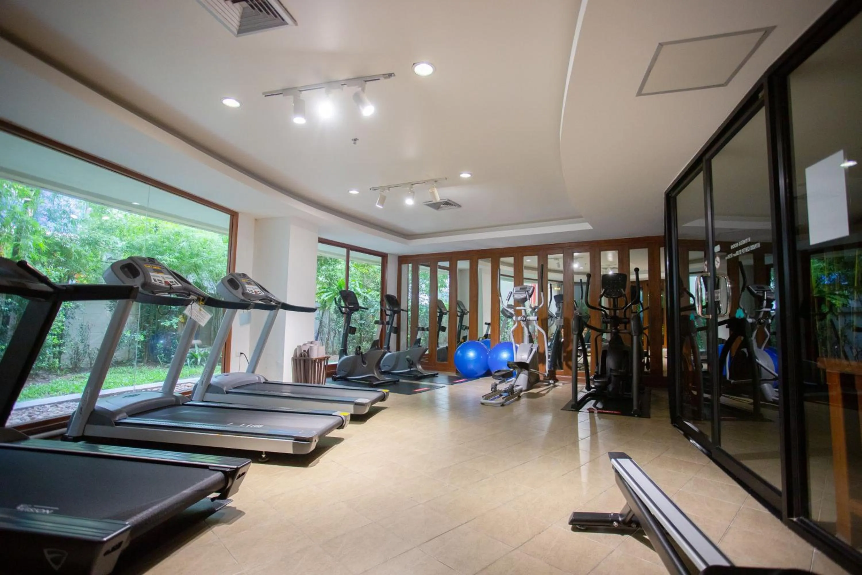 Fitness centre/facilities in The Royal Paradise Hotel & Spa - SHA Extra Plus