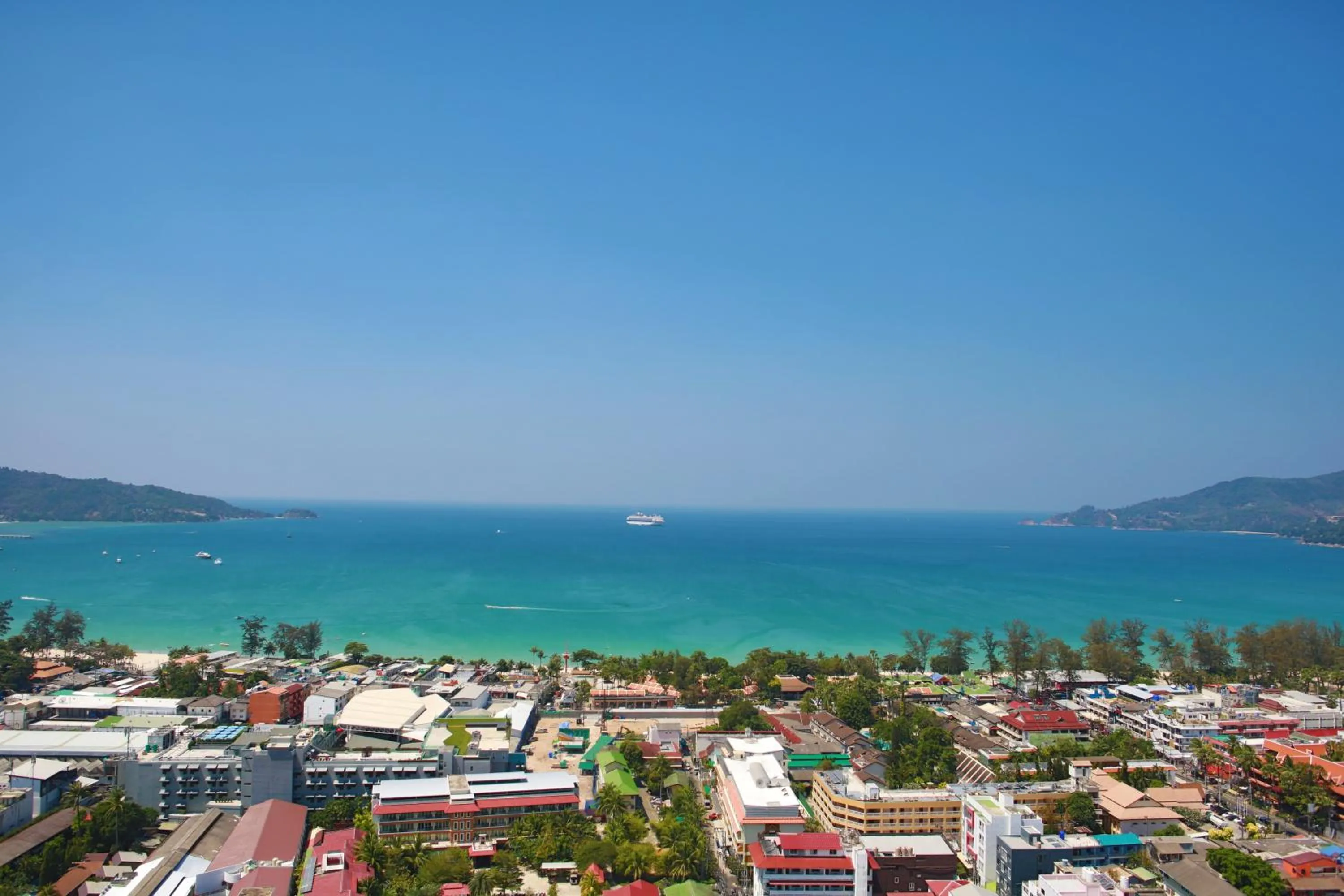 Day in The Royal Paradise Hotel & Spa - SHA Extra Plus