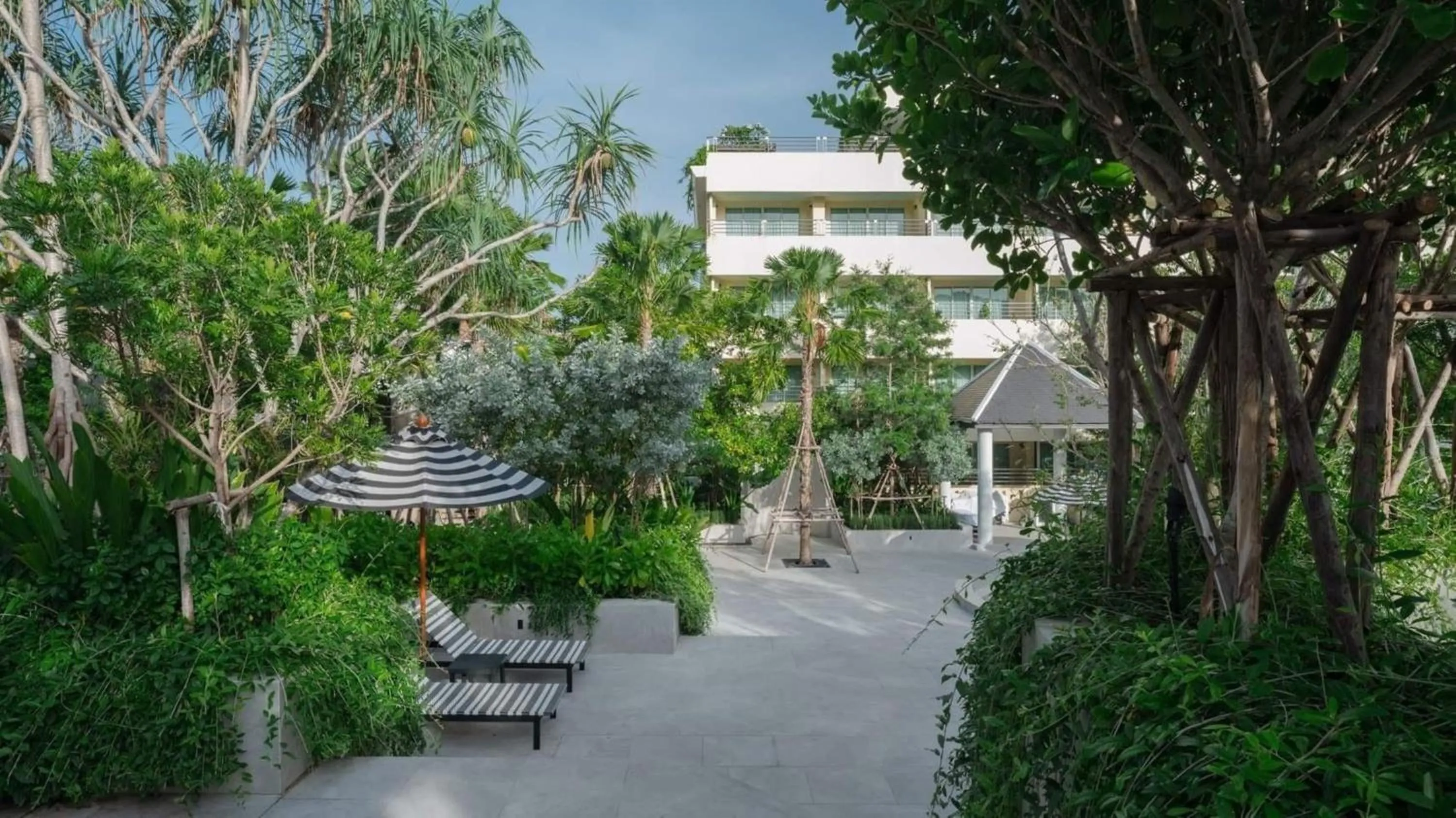 Swimming pool in The Royal Paradise Hotel & Spa - SHA Extra Plus