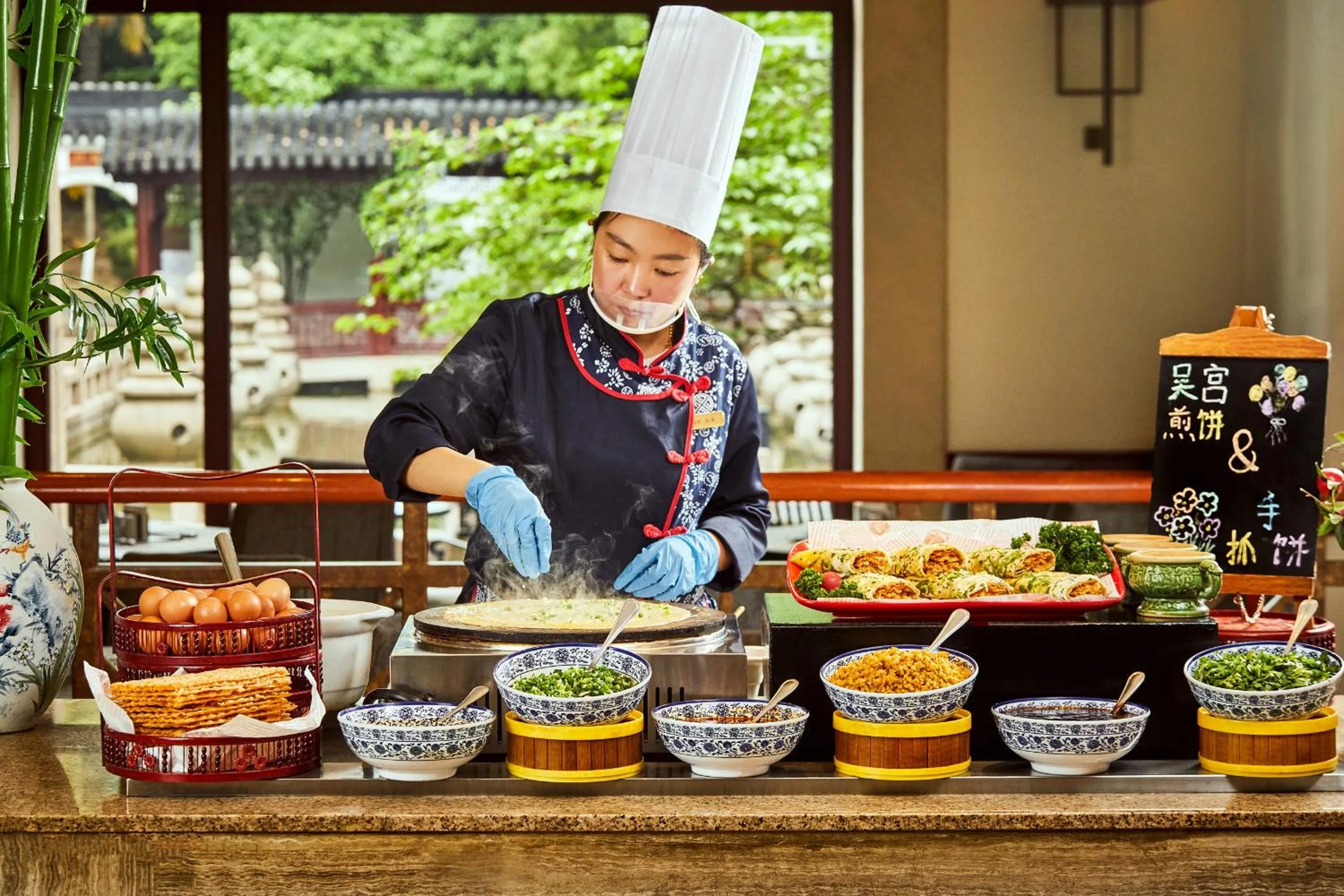 Food and drinks in Pan Pacific Suzhou -Including unlimited access to the 4A-level Panmen Scenic Area