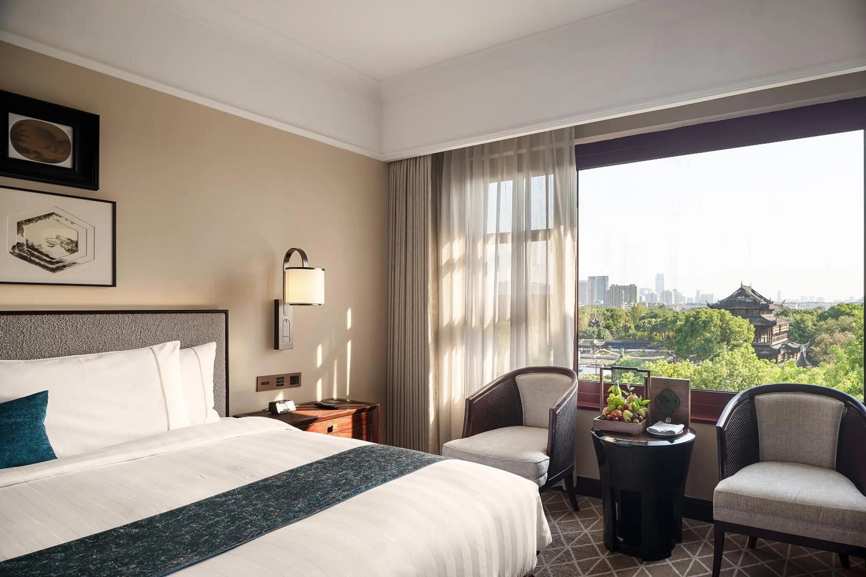 Garden view, Bed in Pan Pacific Suzhou -Including unlimited access to the 4A-level Panmen Scenic Area