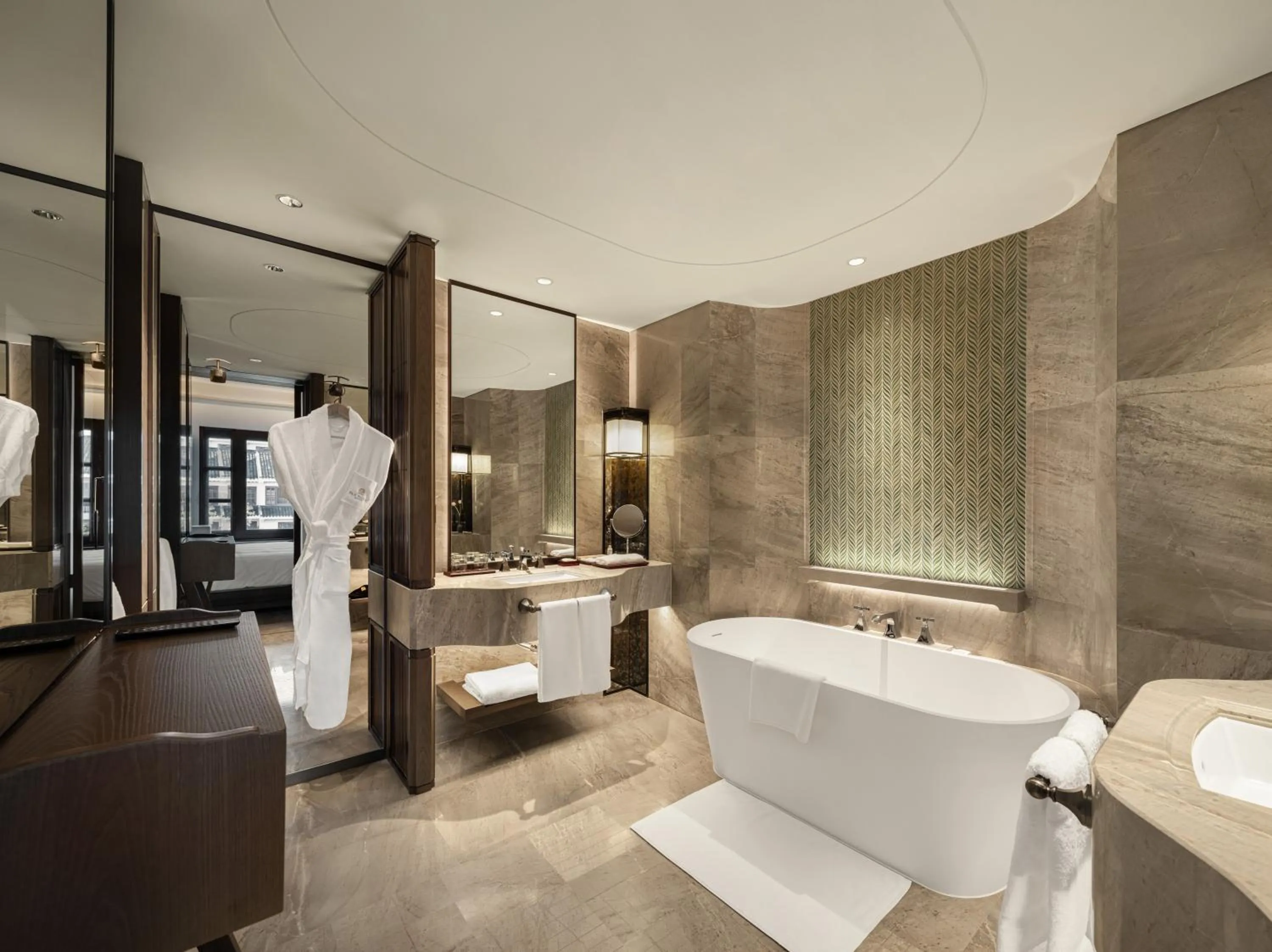 Toilet in Pan Pacific Suzhou -Including unlimited access to the 4A-level Panmen Scenic Area