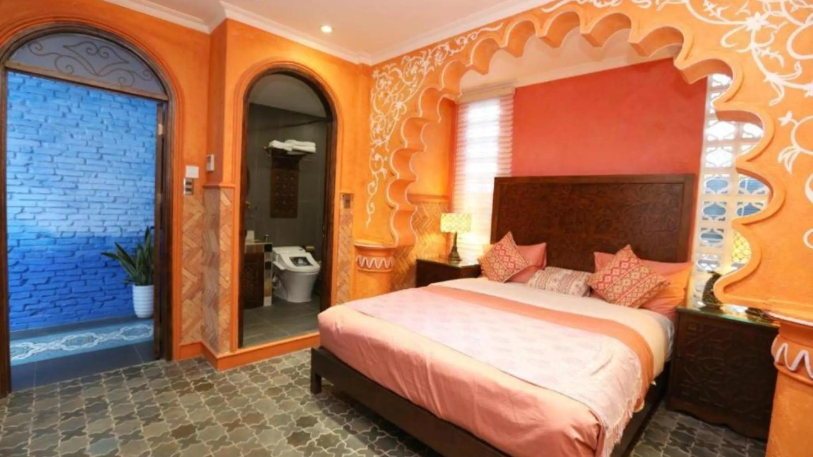 Bedroom, Bed in Duc Vuong Saigon Hotel - Bui Vien