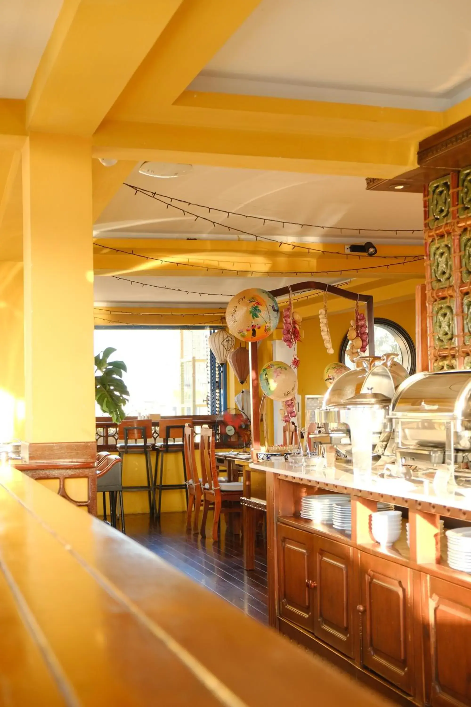 Buffet breakfast in Duc Vuong Saigon Hotel - Bui Vien Buffet breakfast in Duc Vuong Saigon Hotel - Bui Vien