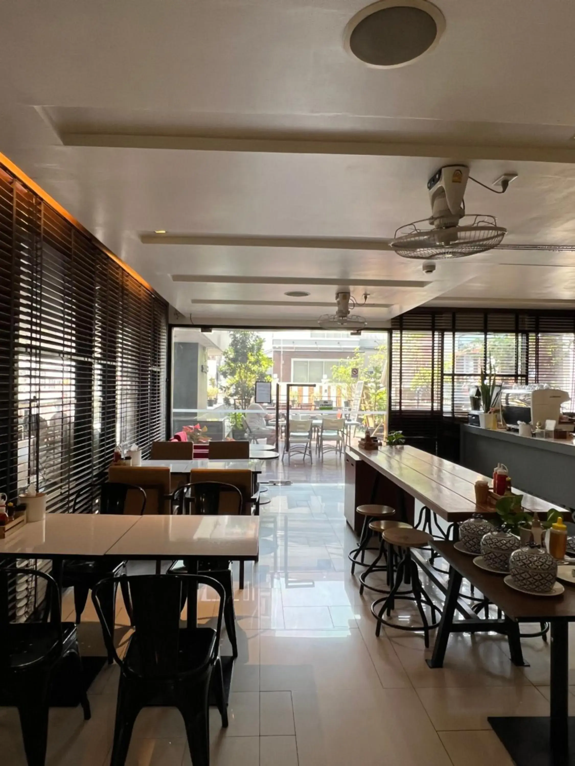 Restaurant/places to eat in Citadines Sukhumvit 8 Bangkok Restaurant/places to eat in Citadines Sukhumvit 8 Bangkok