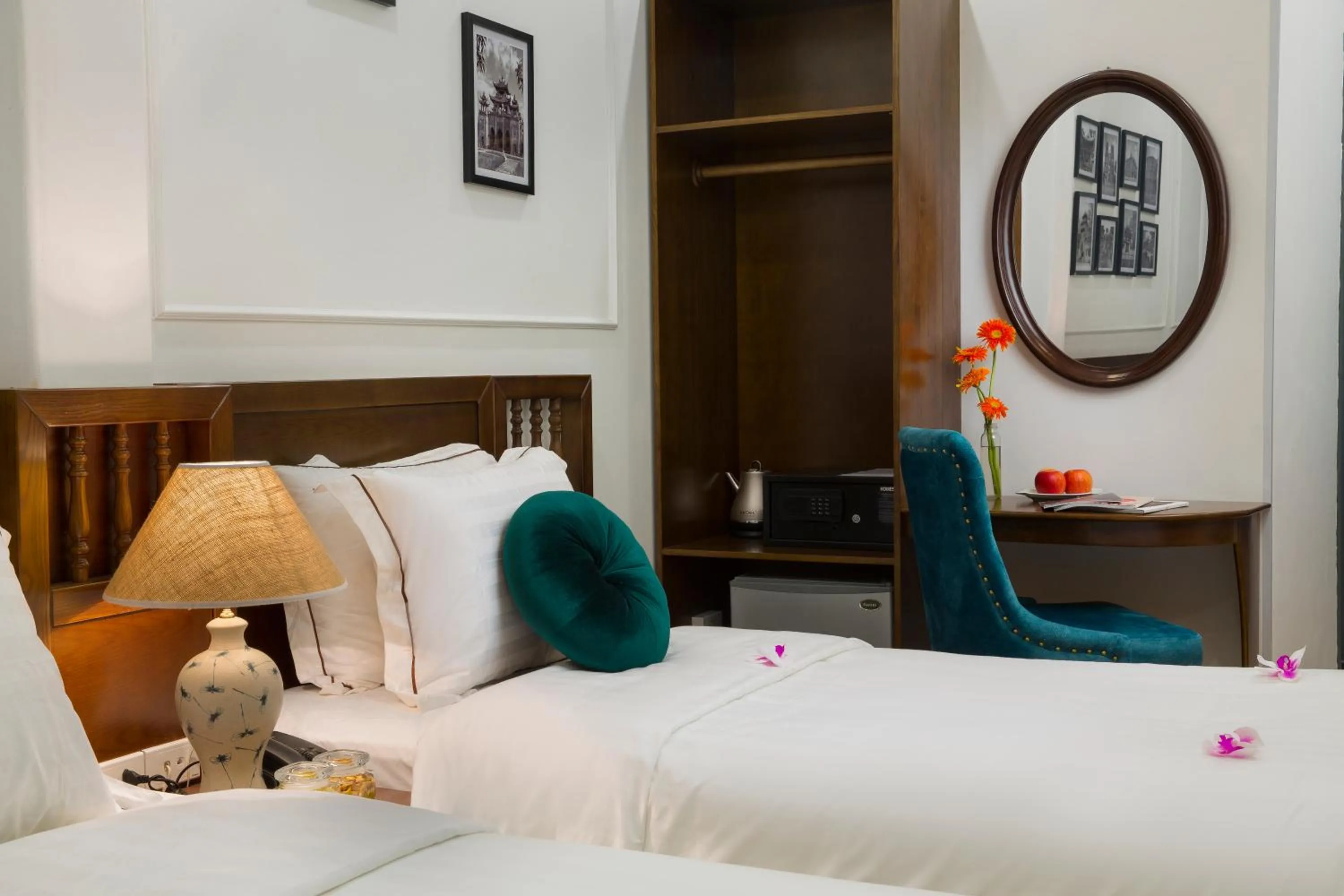 Bed in Hanoi Amber Hotel