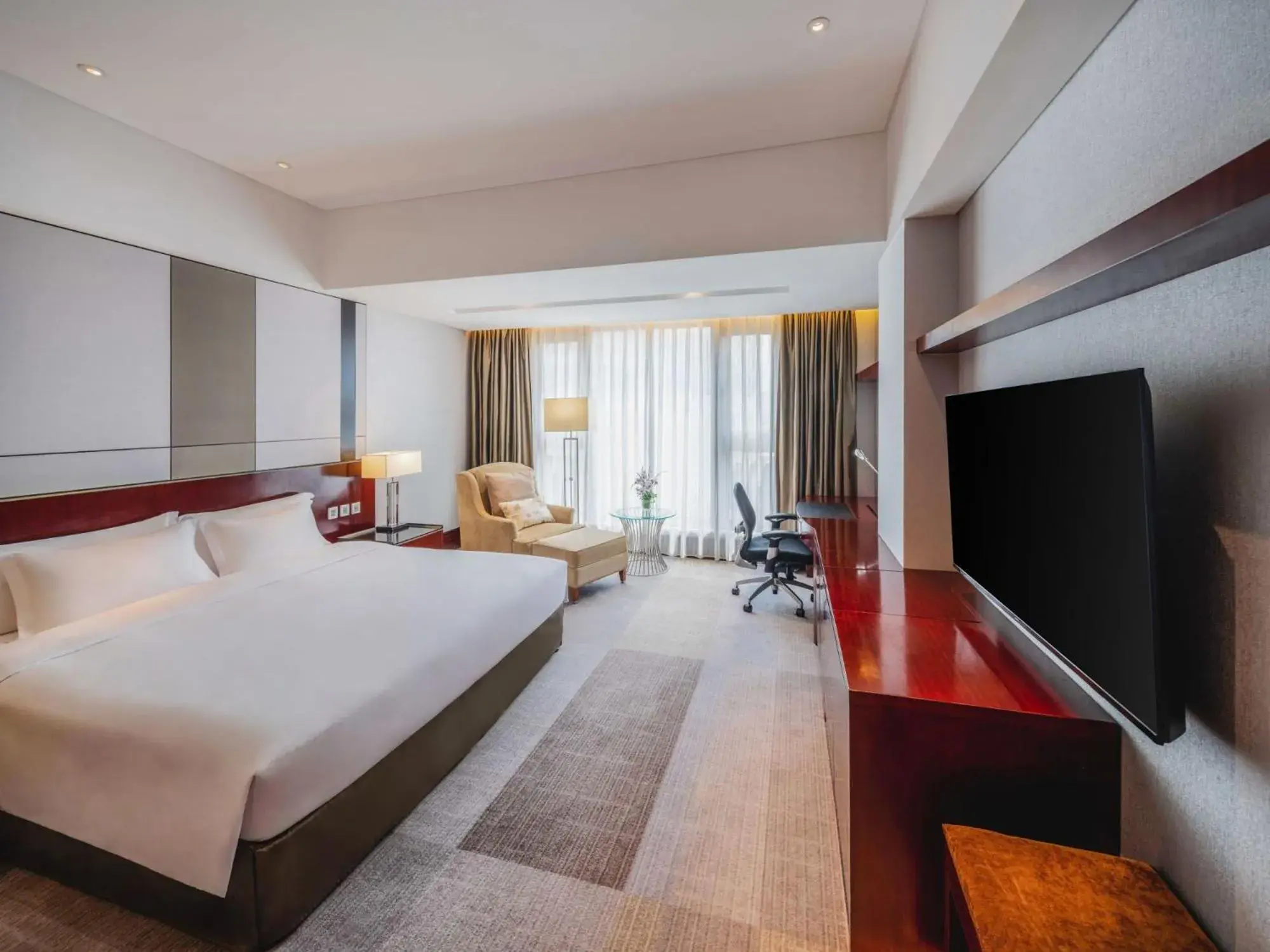 Photo of the whole room, Bed in Marco Polo Jin Jiang Photo of the whole room, Bed in Marco Polo Jin Jiang