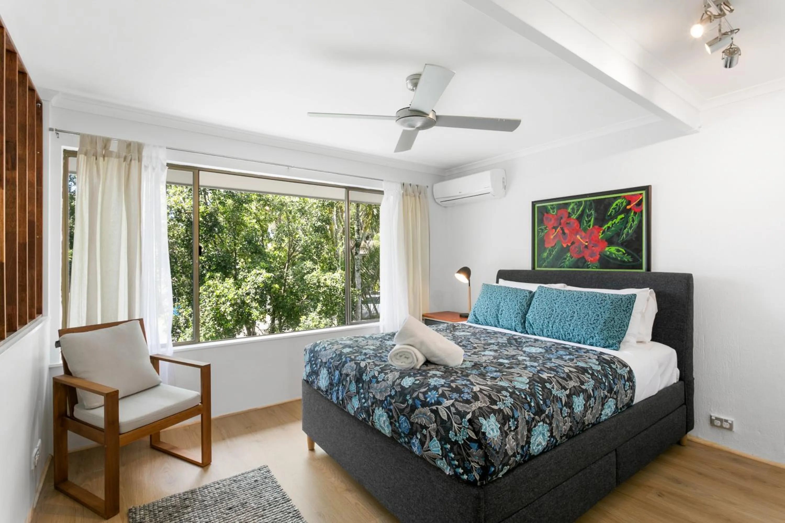 Bed in Nautilus Noosa Resort