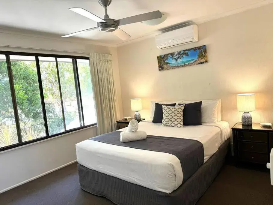 Bed in Nautilus Noosa Resort Bed in Nautilus Noosa Resort