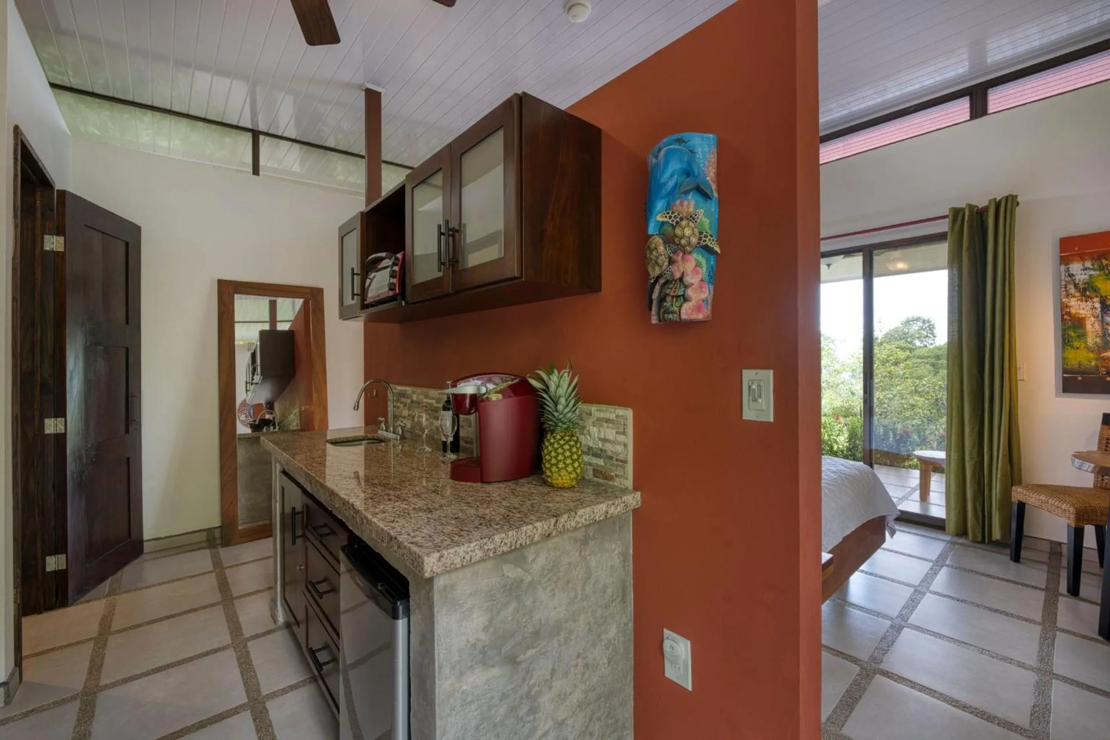 Kitchen or kitchenette in Nature's Edge Boutique Hotel