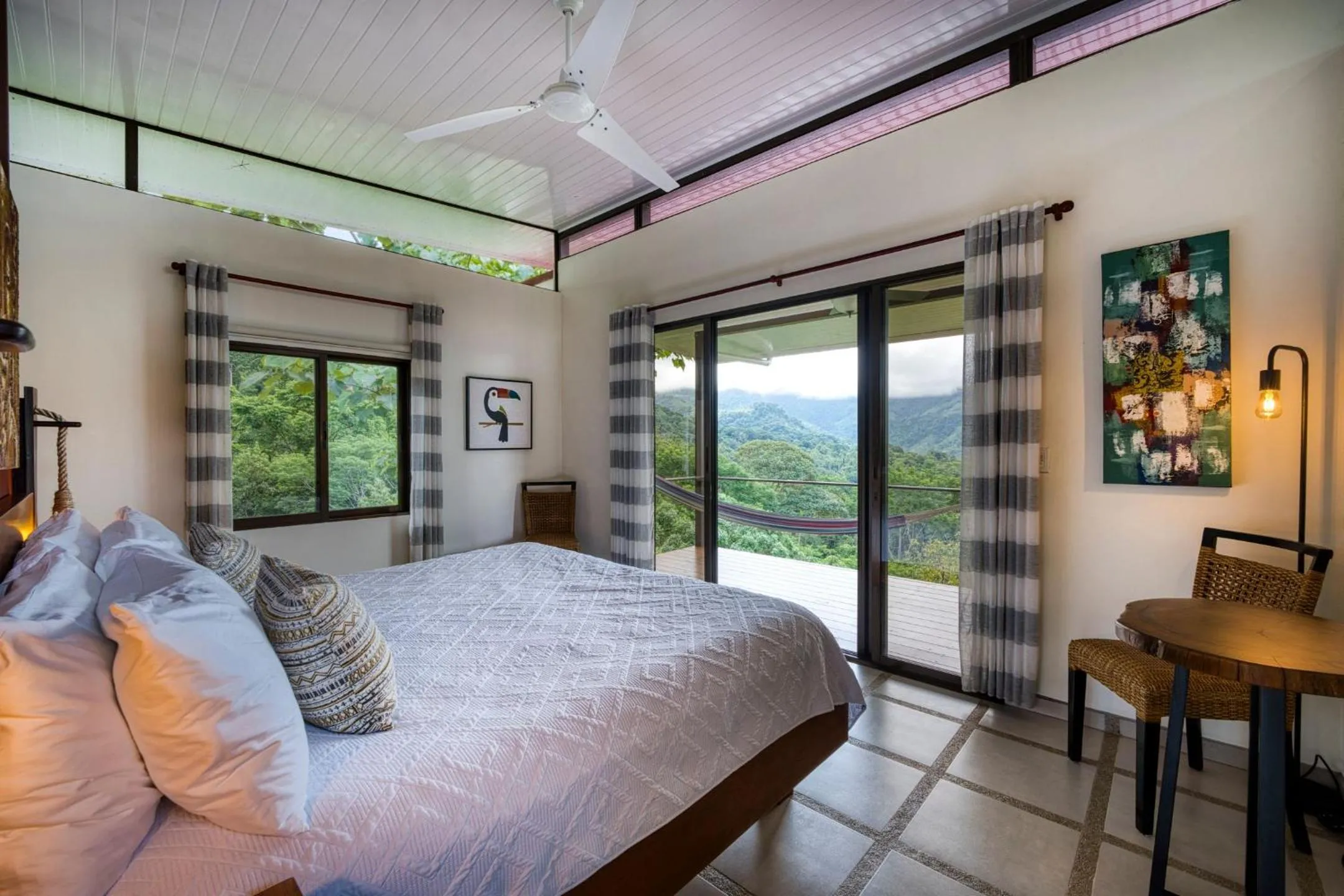 Bed in Nature's Edge Boutique Hotel