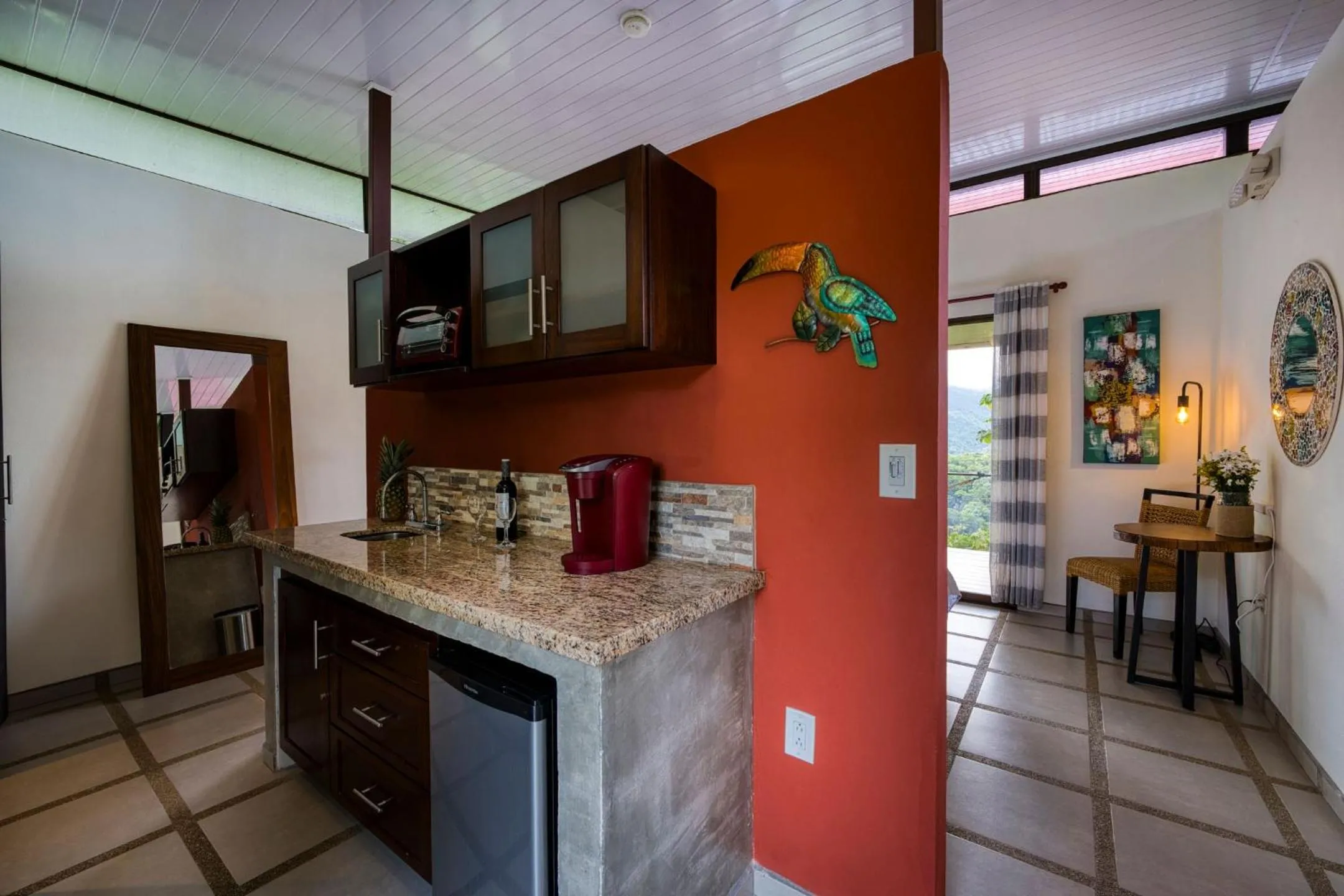 Kitchen or kitchenette in Nature's Edge Boutique Hotel