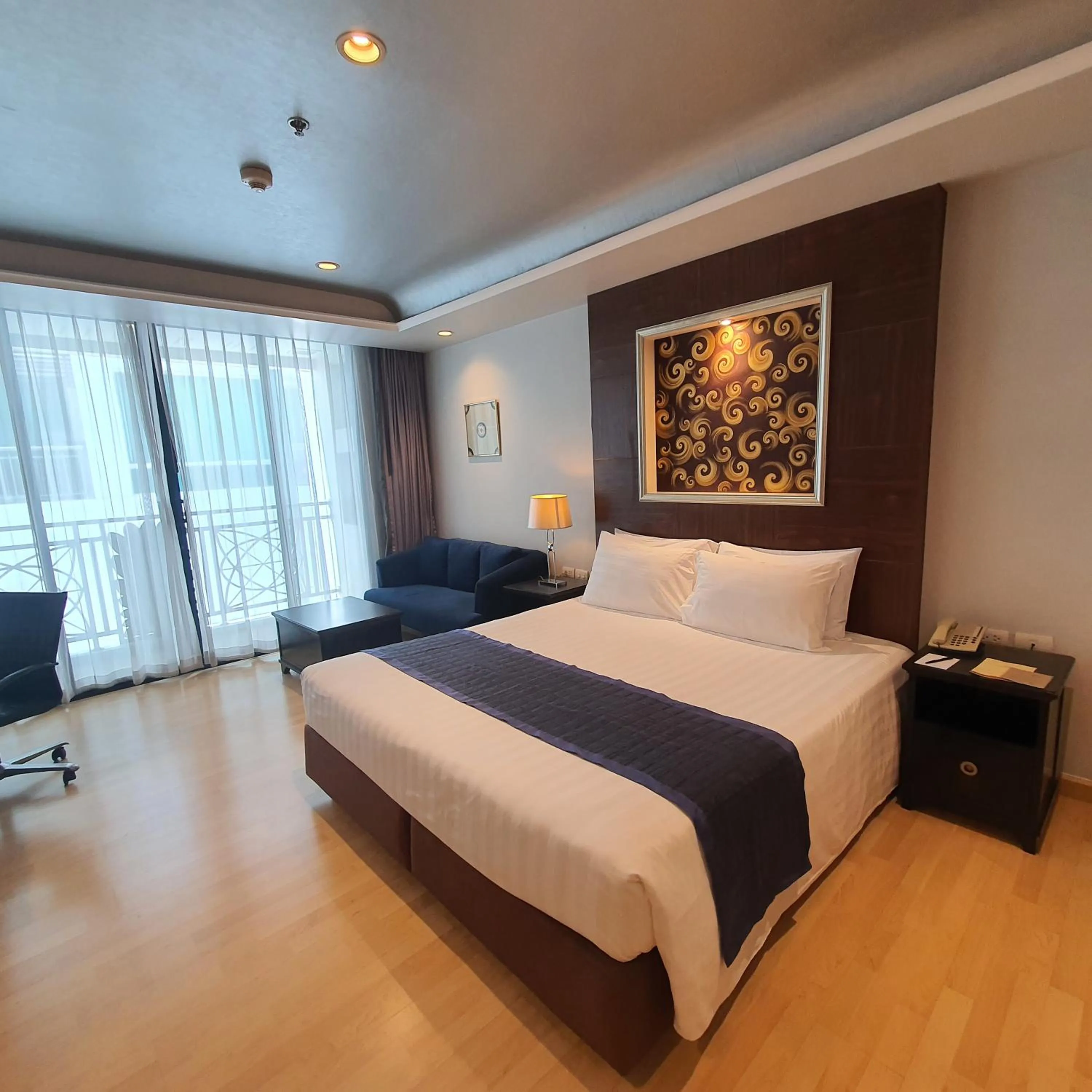 Bed in Admiral Premier Bangkok