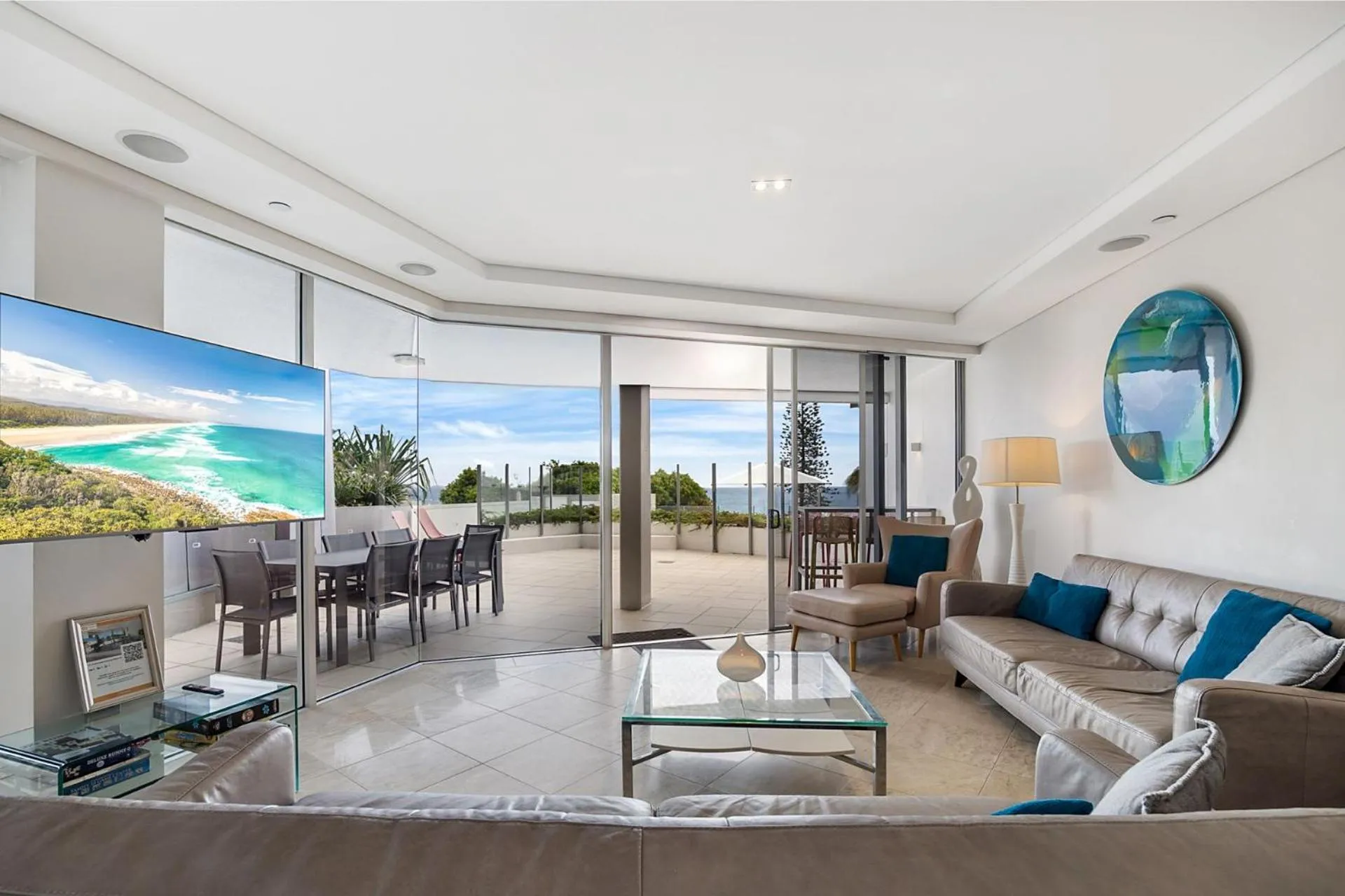 Oceans 201 by G1 Holidays - Three Bedroom Unit on Mooloolaba Esplanade