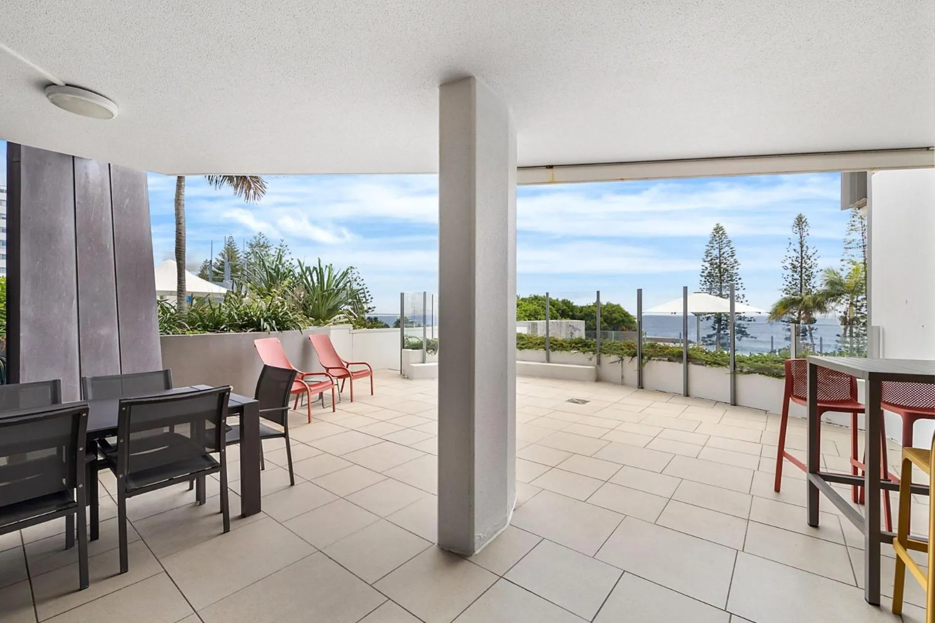 Oceans 201 by G1 Holidays - Three Bedroom Unit on Mooloolaba Esplanade