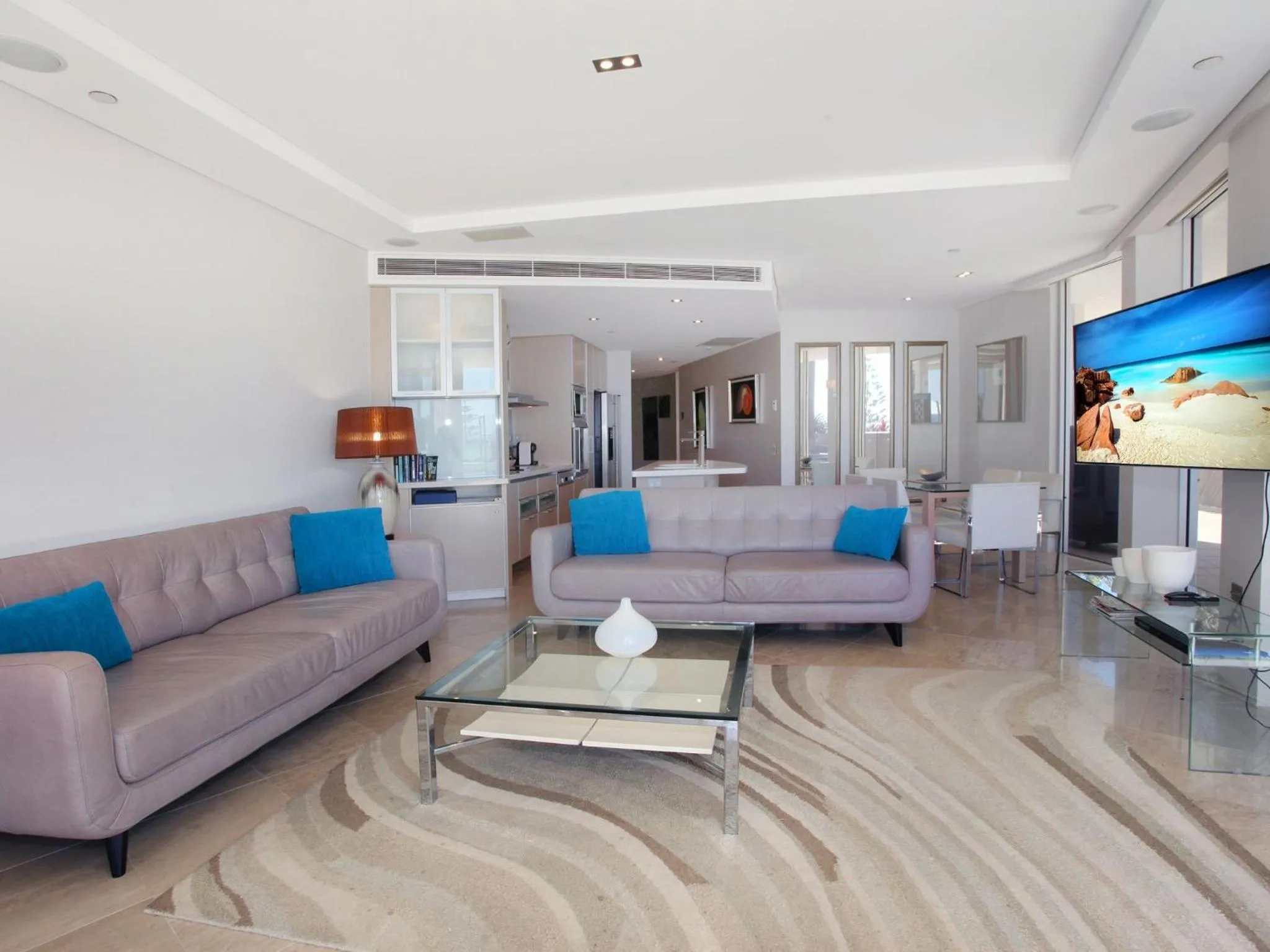 Oceans 201 by G1 Holidays - Three Bedroom Unit on Mooloolaba Esplanade